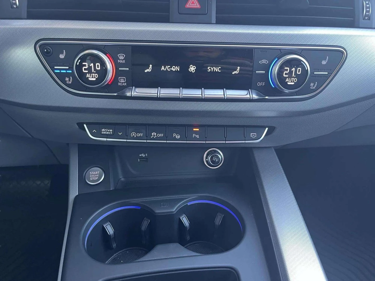 Audi A4 S line 40 TDI quattro | Mobile.bg   10