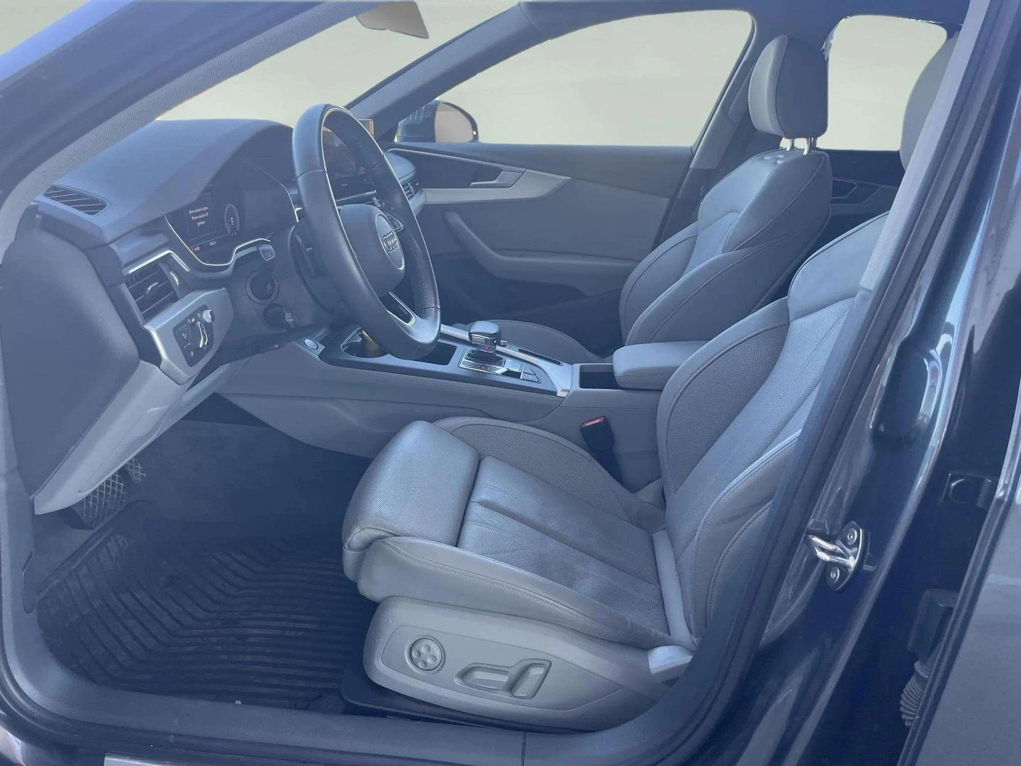 Audi A4 S line 40 TDI quattro | Mobile.bg   5