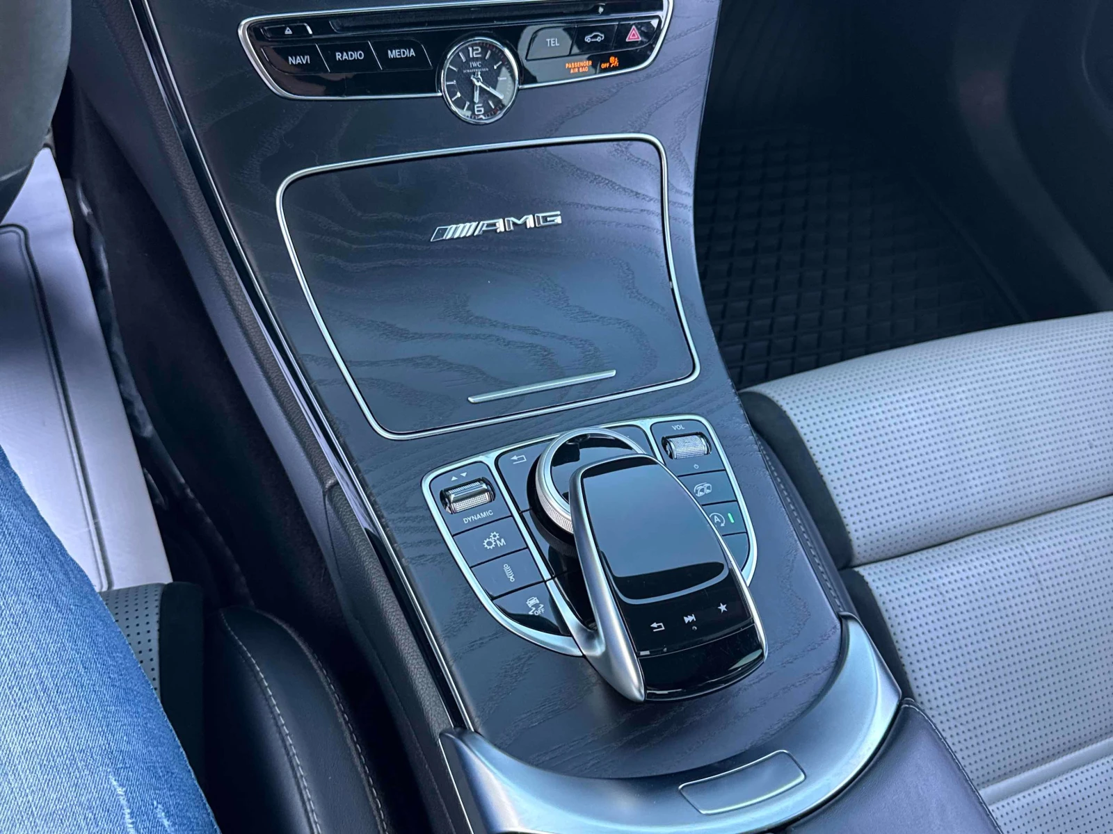 Mercedes-Benz C 63 AMG S * * CARFAX * * АВТО КРЕДИТ * *  - изображение 9