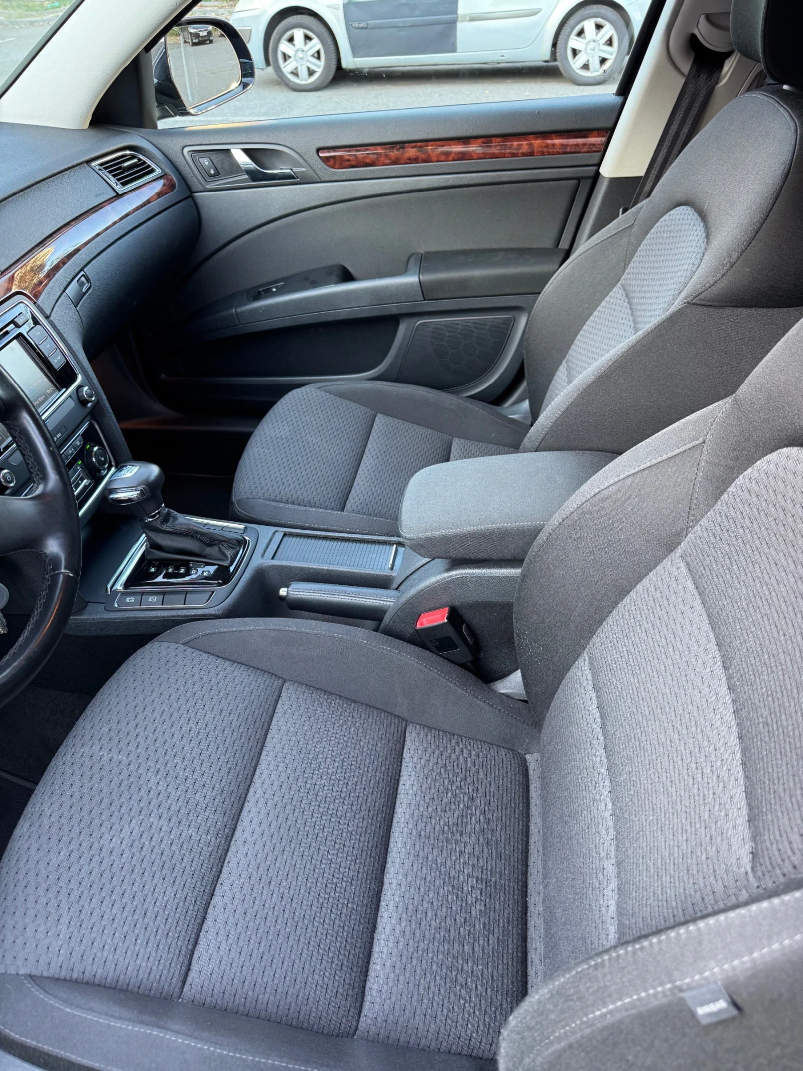Skoda Superb  - изображение 9