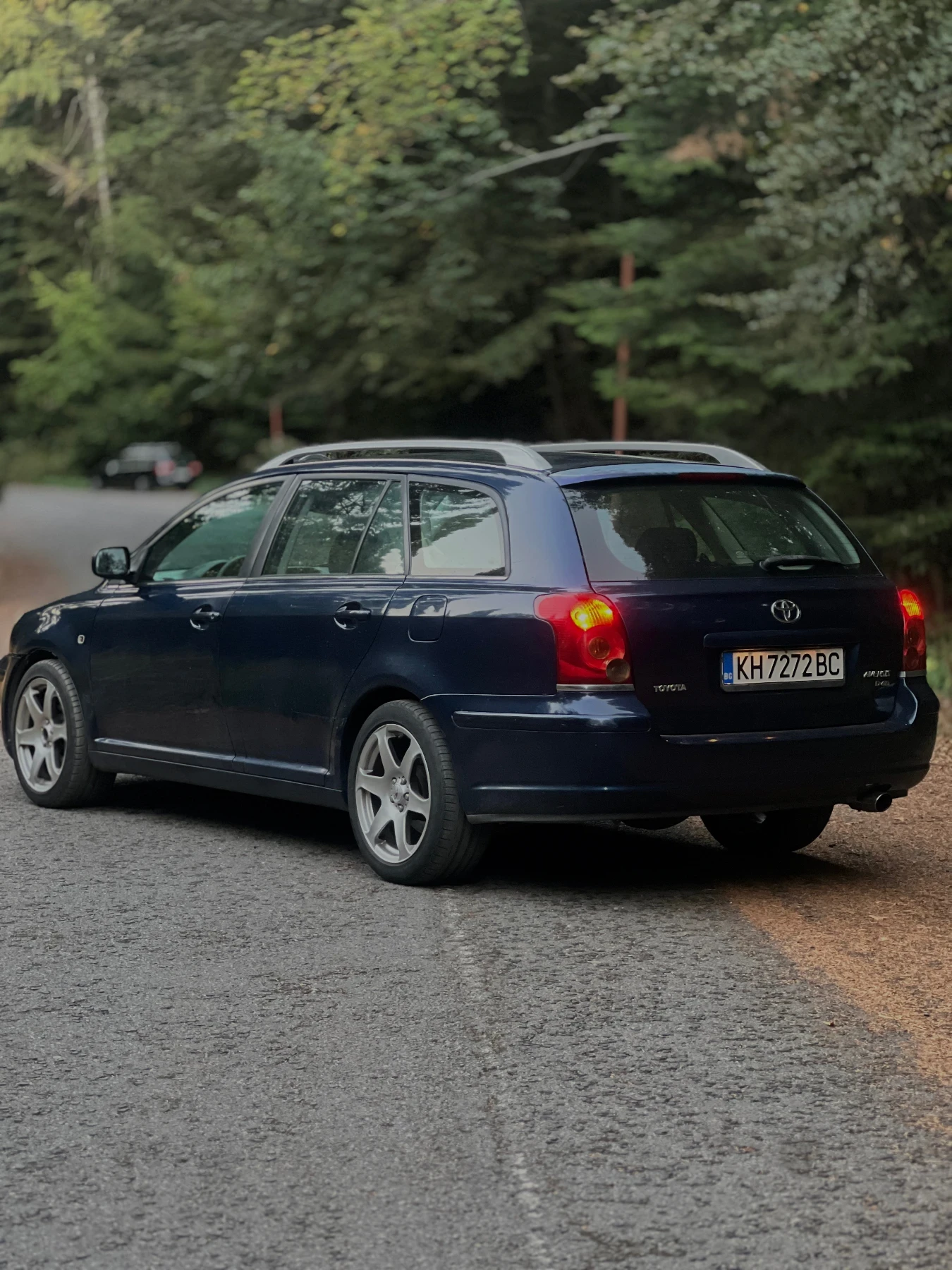 Toyota Avensis  - изображение 2
