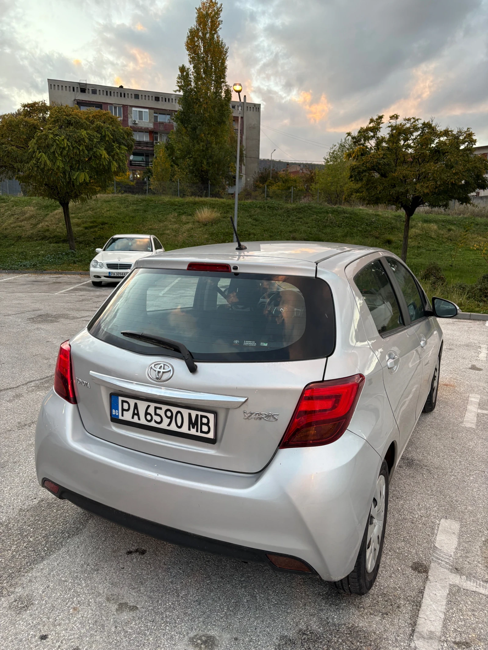 Toyota Yaris  - изображение 5