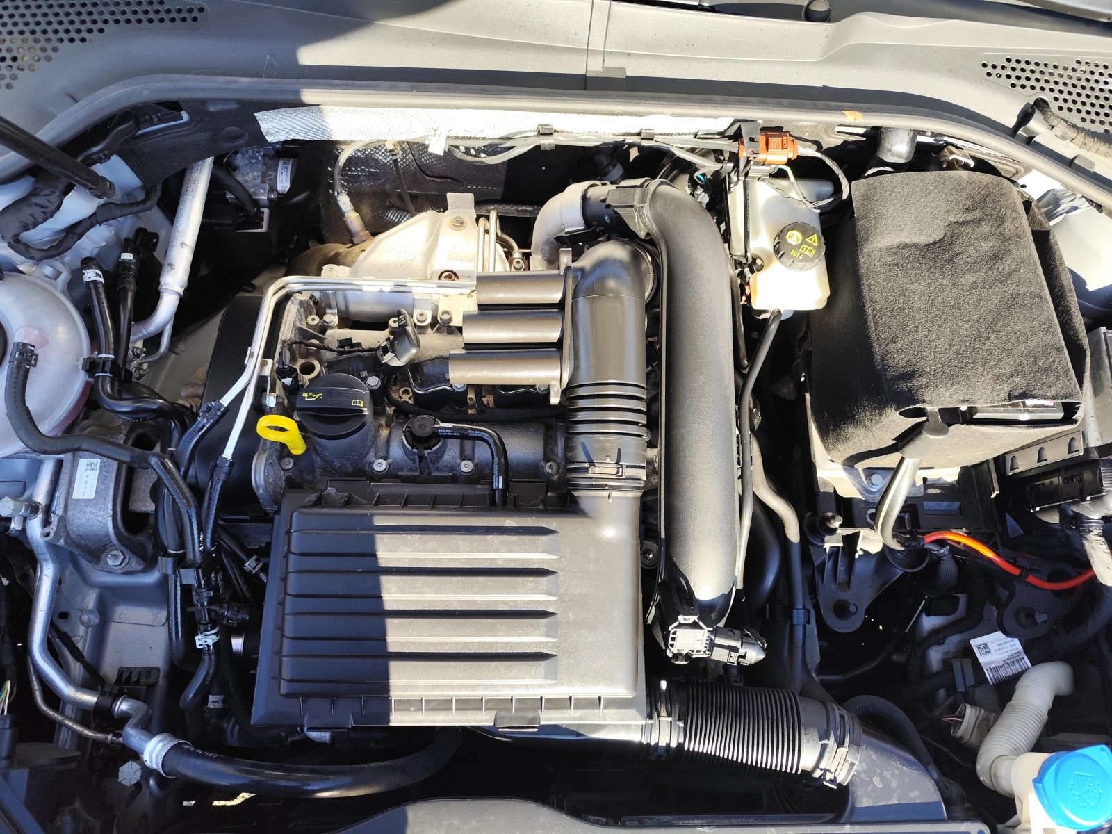 VW Golf 1.4i-125k* EURO6B* KLIMATRONIK* MMI* APP* FACELIFT | Mobile.bg � ����������� 15