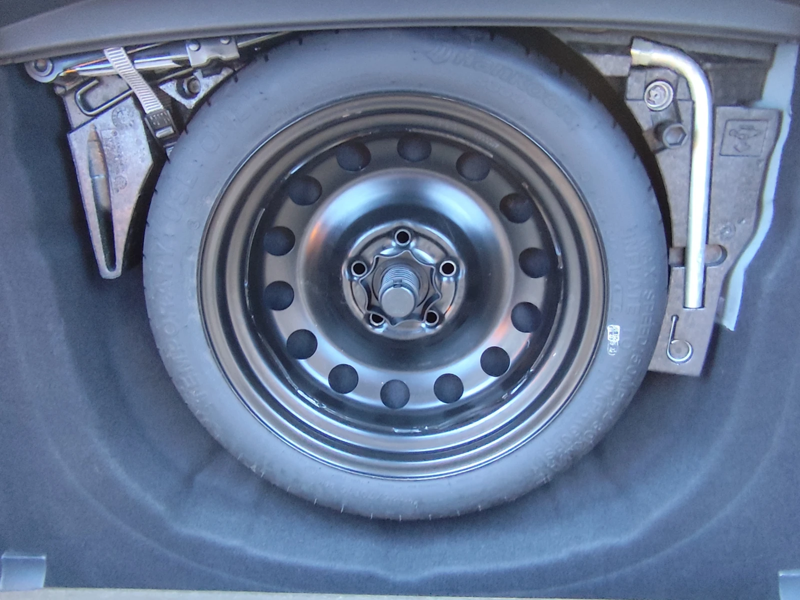 VW Golf 1.4i-125k* EURO6B* KLIMATRONIK* MMI* APP* FACELIFT | Mobile.bg � ����������� 14