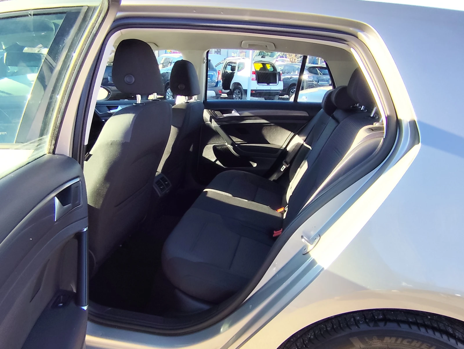 VW Golf 1.4i* EURO6B* KLIMATRONIK*  - изображение 10