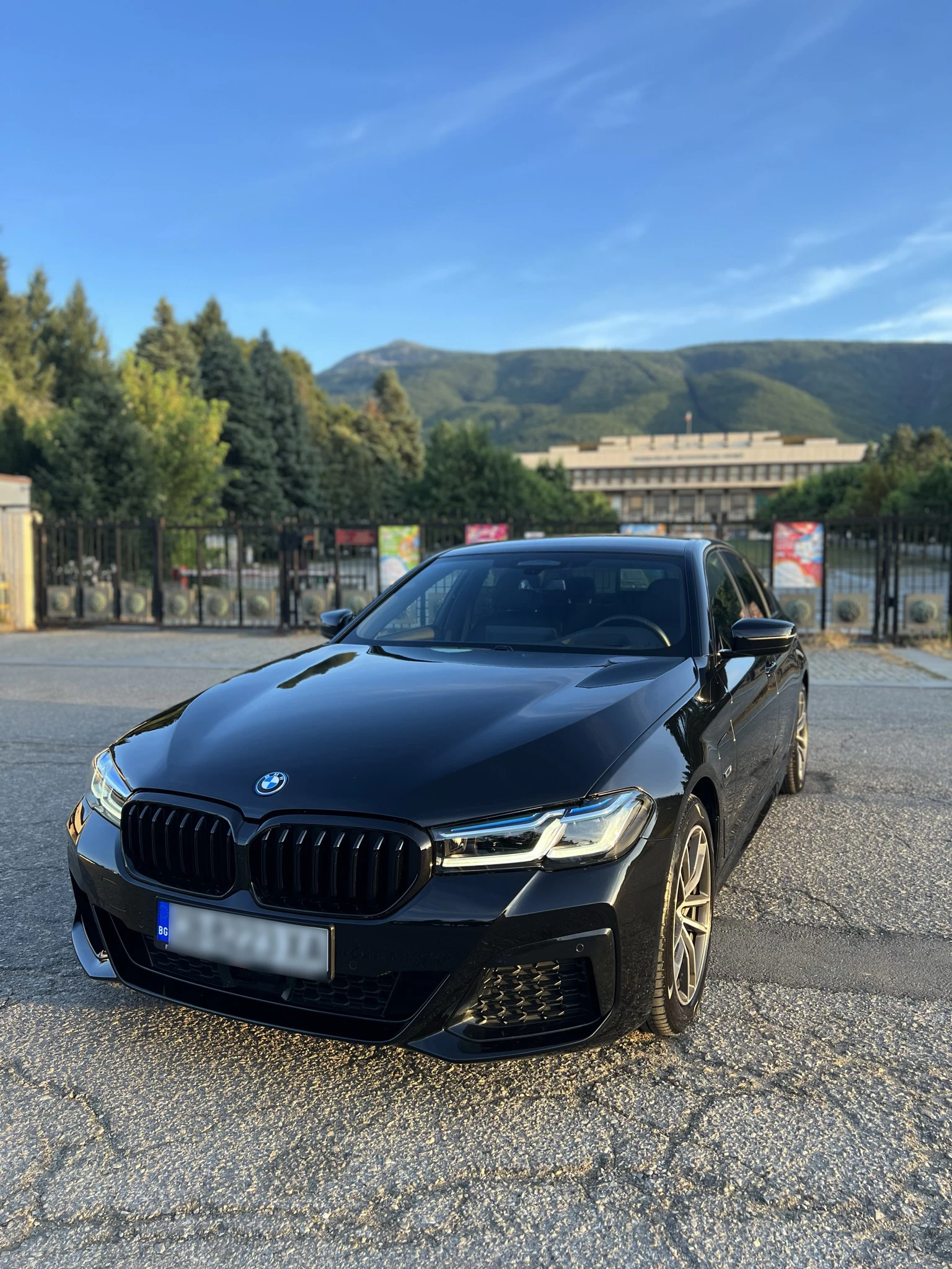 BMW 545 e xDrive M-Sport | Mobile.bg � ����������� 1