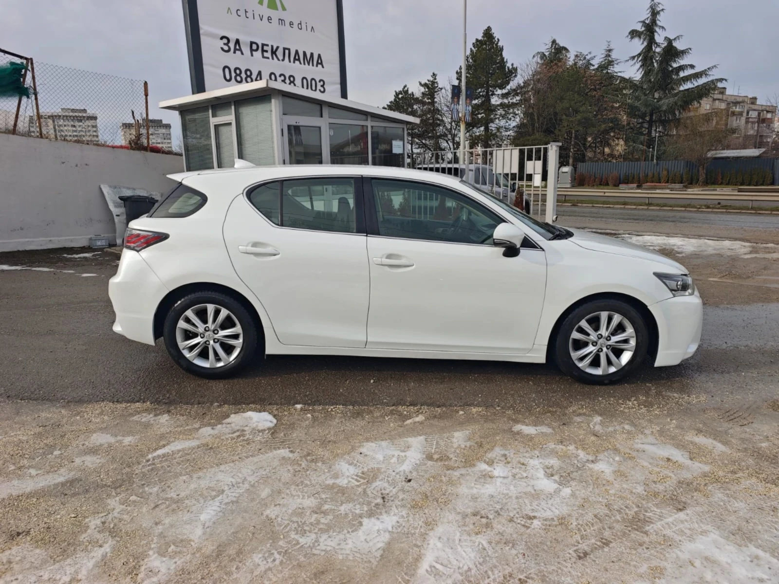 Lexus CT 200h HYBRID* FACELIFT* ОТЛИЧЕН - изображение 6