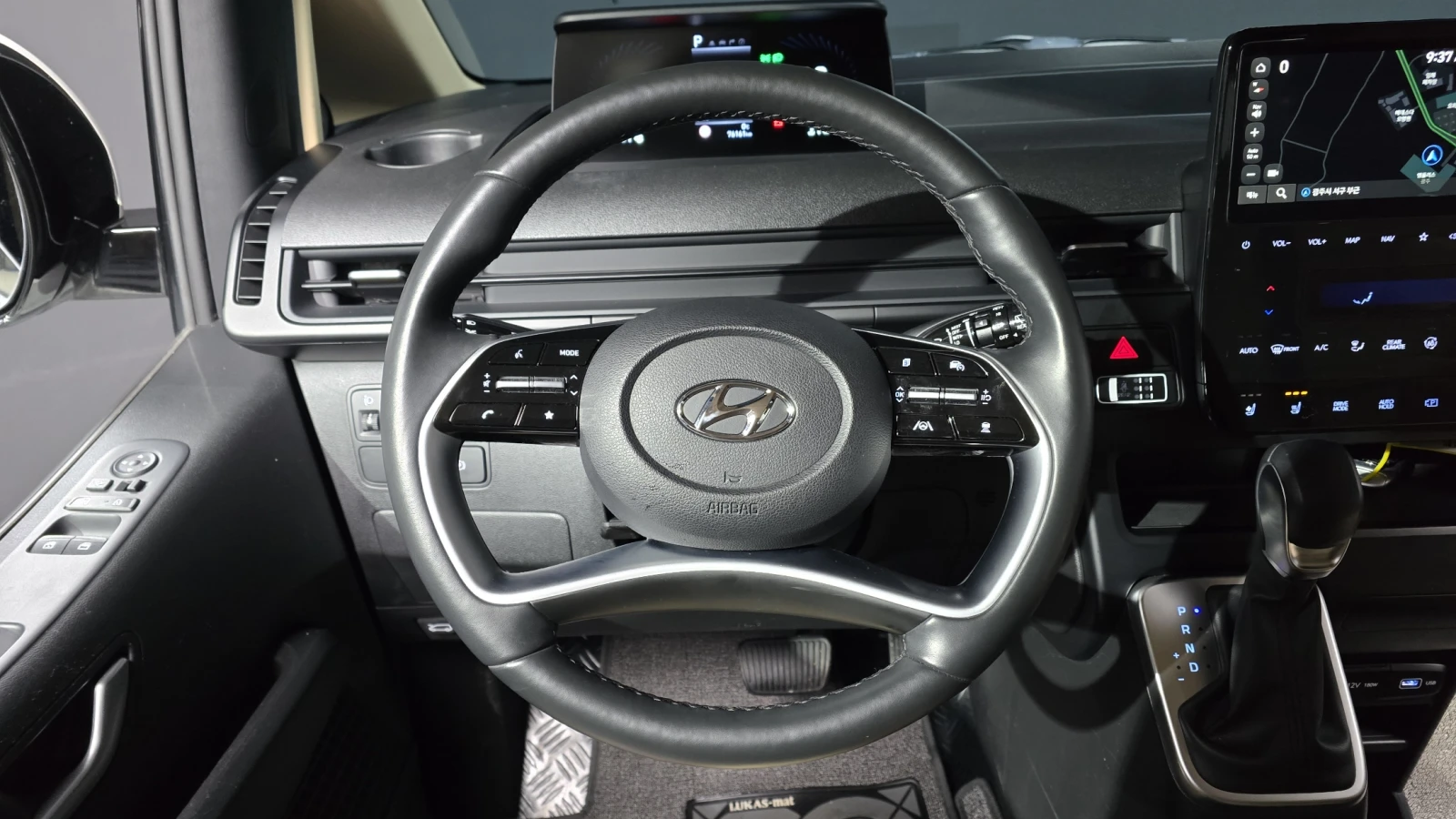 Hyundai Staria L3.5 Tourer 9seater autogeorge.com | Mobile.bg � ����������� 12