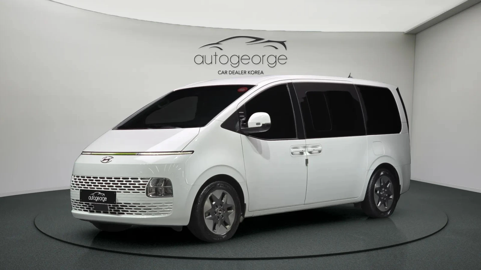 Hyundai Staria L3.5 Tourer 9seater autogeorge.com | Mobile.bg � ����������� 1