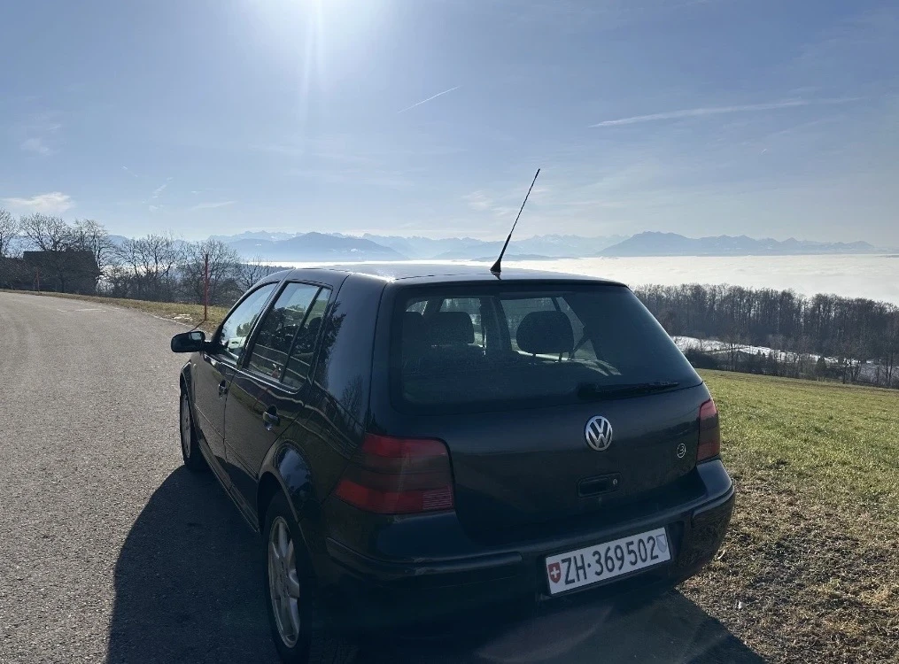 VW Golf 1.8T - GTI - 180к.с. - SWISS - 6 скорости - XENON - изображение 8