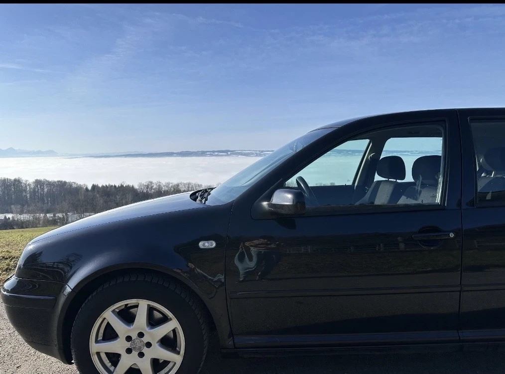 VW Golf 1.8T - GTI - 180к.с. - SWISS - 6 скорости - XENON - изображение 2