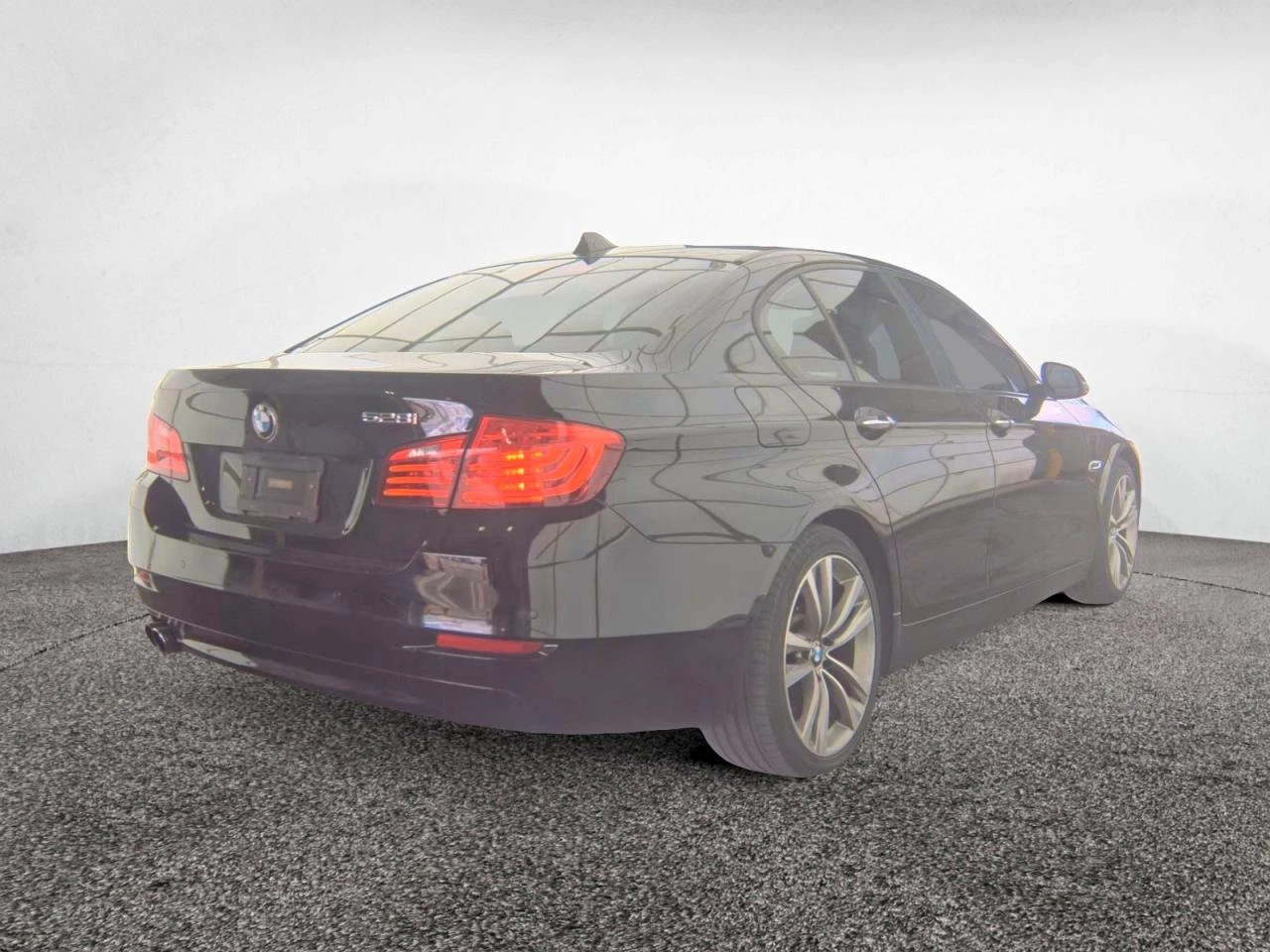 BMW 528  - изображение 4