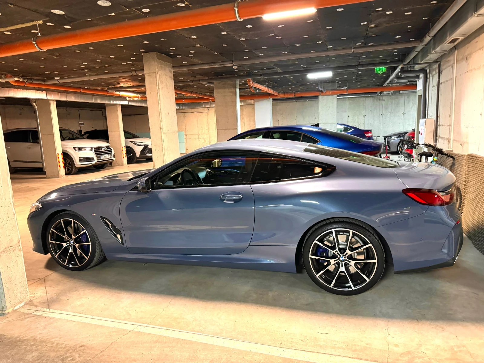 BMW 840 xDrive M-pack Individual Swarovski Crafted, снимка 4 - Автомобили и джипове - 55075103