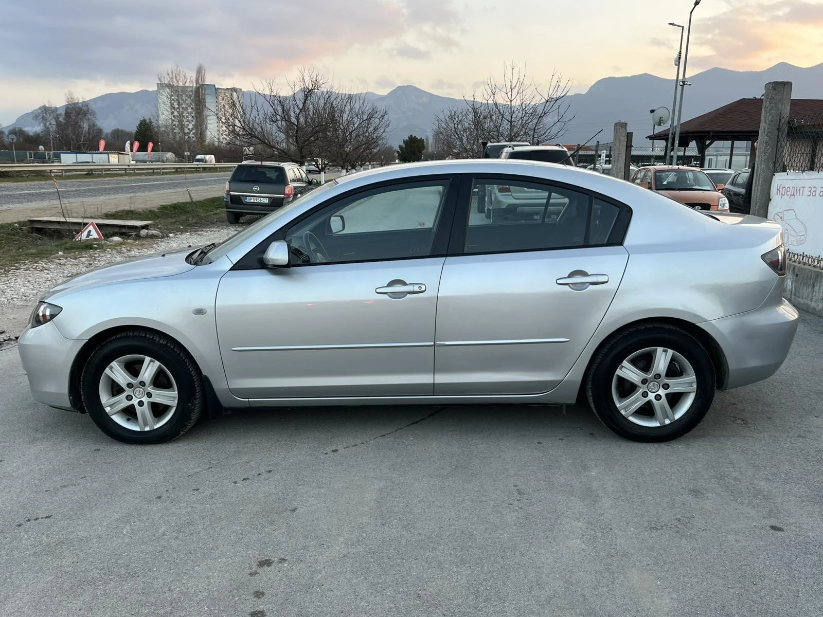 Mazda 3 1.6HDI 109кс EURO 4 FACE 135 000км КЛИМАТРОНИК , снимка 6 - Автомобили и джипове - 53850998