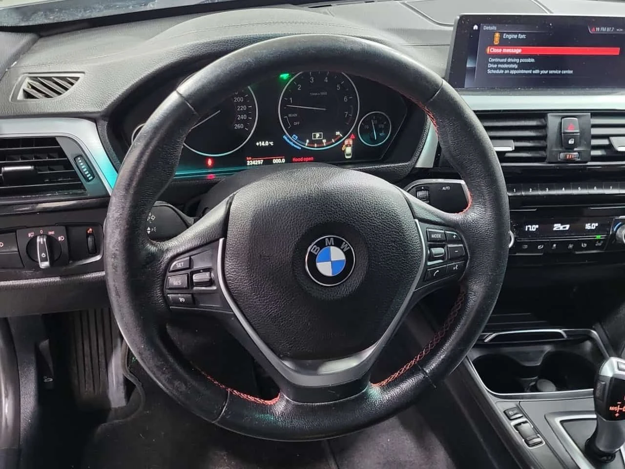 BMW 330 330I XDRIVE /CARFAX /Подгрев/Панорама/Памет/, снимка 11 - Автомобили и джипове - 53880207