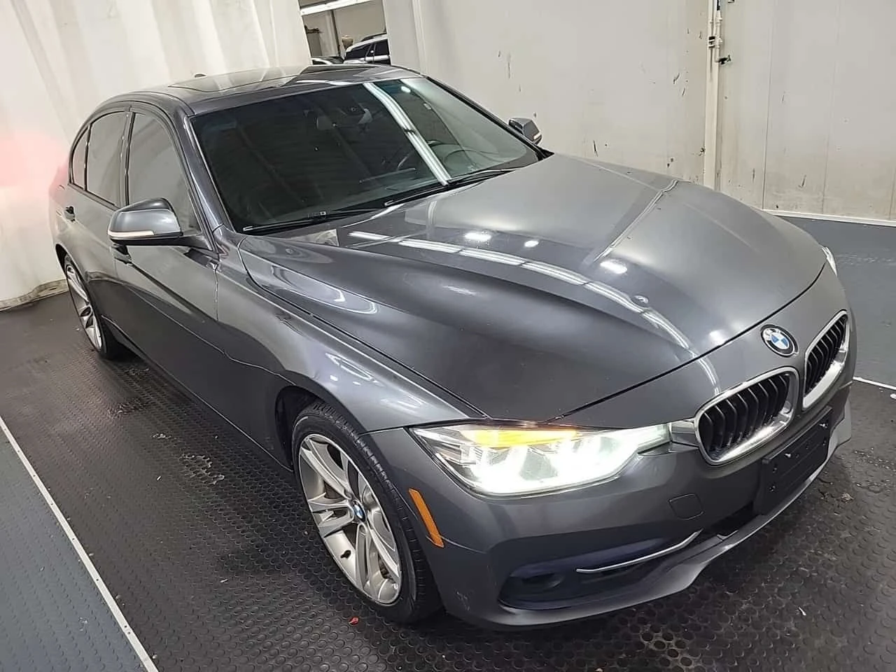 BMW 330 330I XDRIVE /CARFAX /Подгрев/Панорама/Памет/, снимка 2 - Автомобили и джипове - 53880207