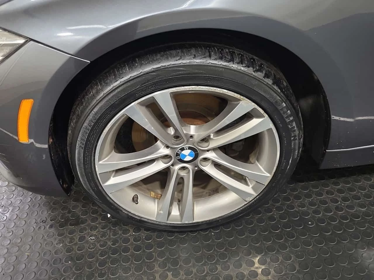 BMW 330 330I XDRIVE /CARFAX /Подгрев/Панорама/Памет/, снимка 17 - Автомобили и джипове - 53880207