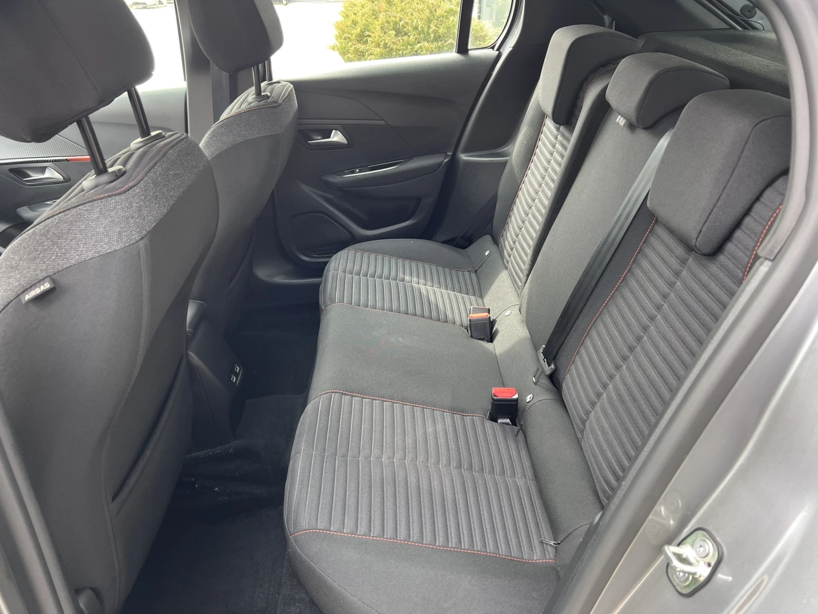 Peugeot 208 50 kWh/ �� ���� 1400 �� | Mobile.bg � ����������� 10