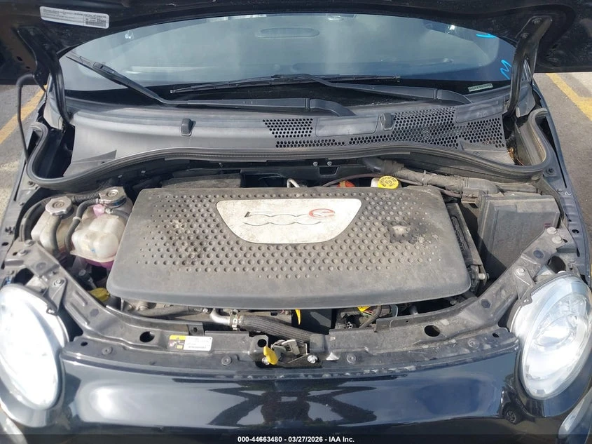 Fiat 500 E Battery Electric, снимка 10 - Автомобили и джипове - 54161209