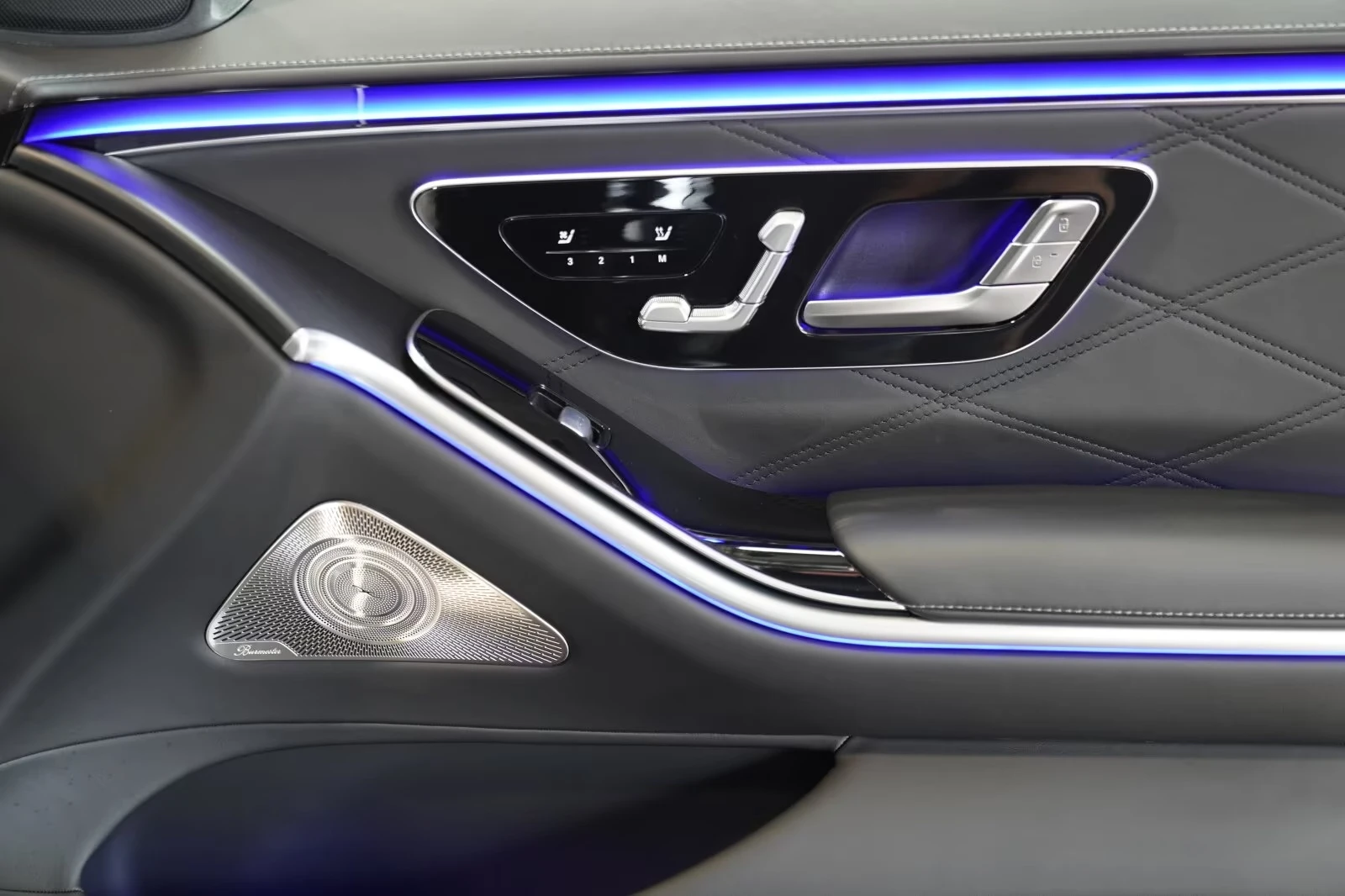 Mercedes-Benz S 63 AMG 4MATIC E-PERFORMANCE LONG BURMESTER HEAD UP 360CAM, снимка 5 - Автомобили и джипове - 54220356