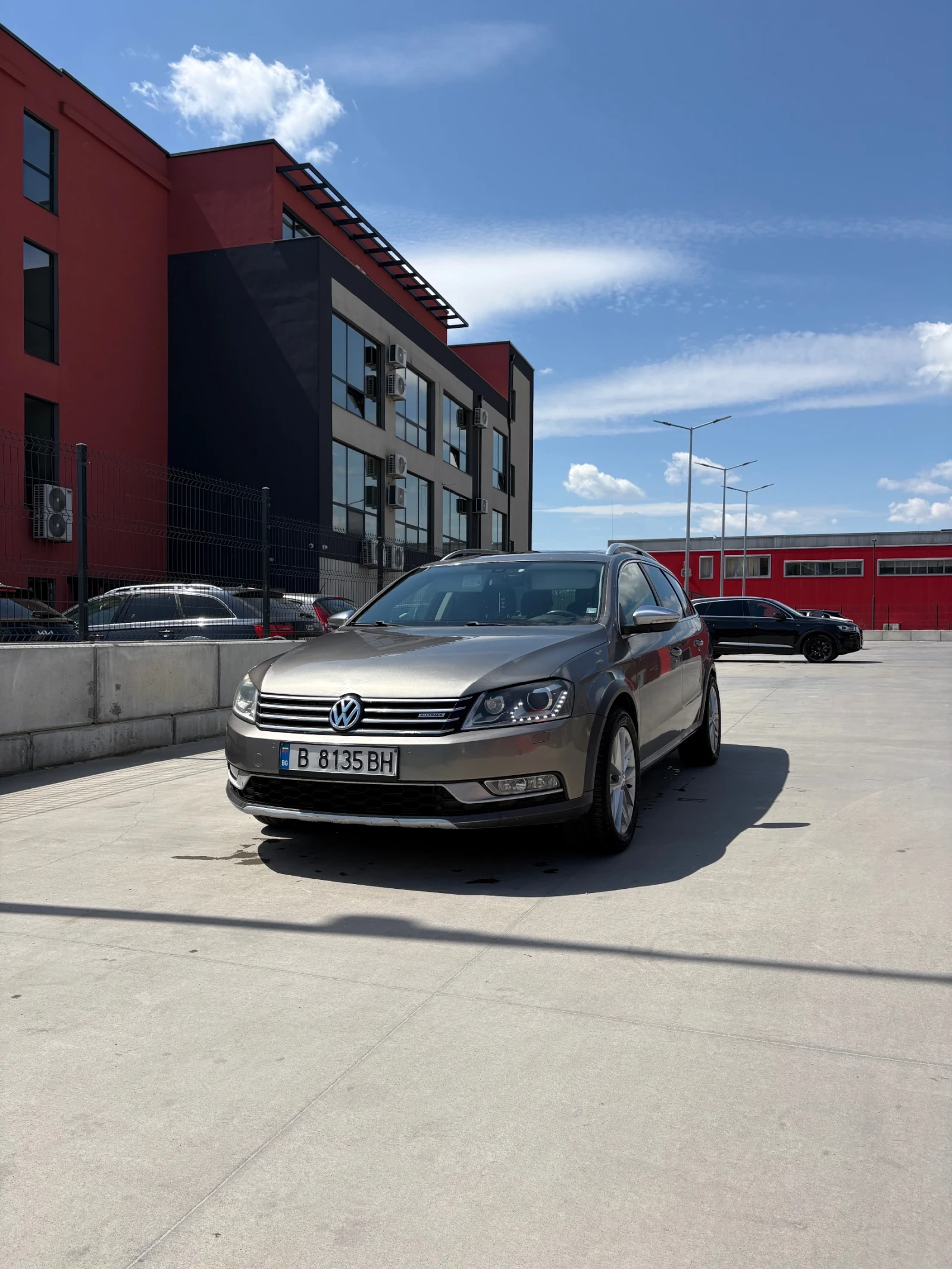VW Alltrack Alltrack 2.0TDI 4x4 177, снимка 2 - Автомобили и джипове - 54294920