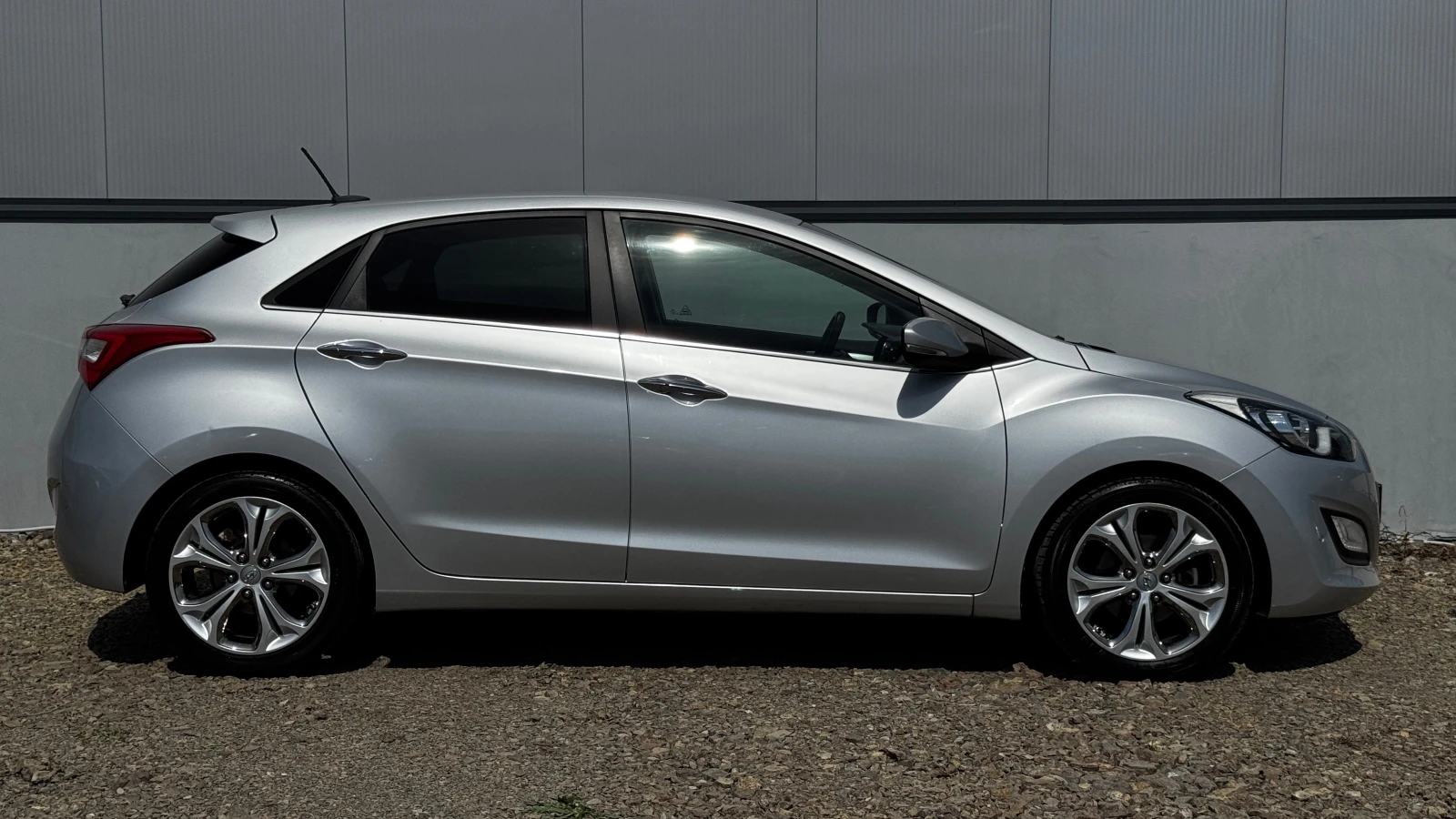 Hyundai I30 1.6 CRDi Executive Automat 🇫🇷, снимка 4 - Автомобили и джипове - 54568074