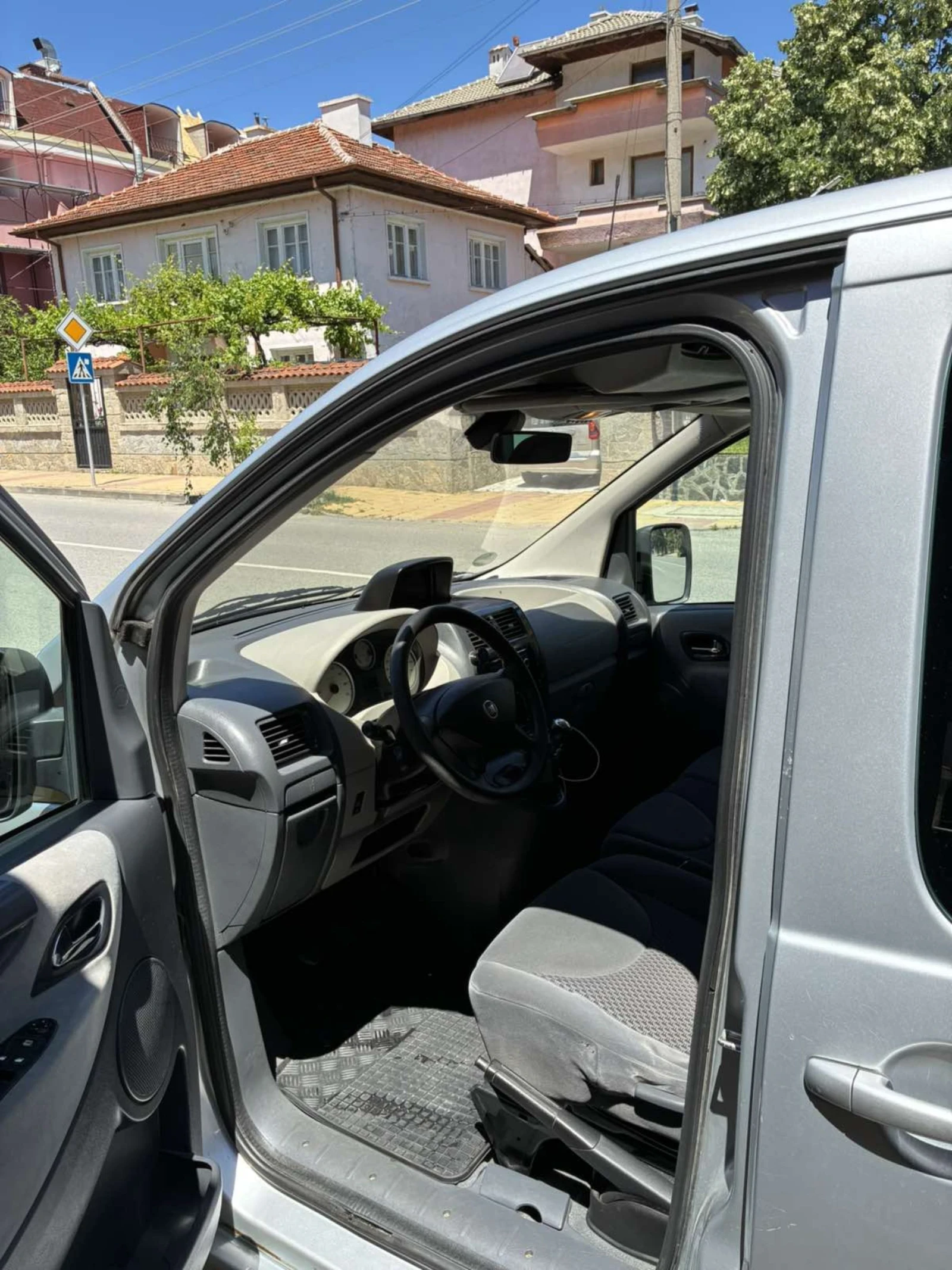 Fiat Scudo 140 Multidjet 8+ 1, снимка 7 - Автомобили и джипове - 54949539