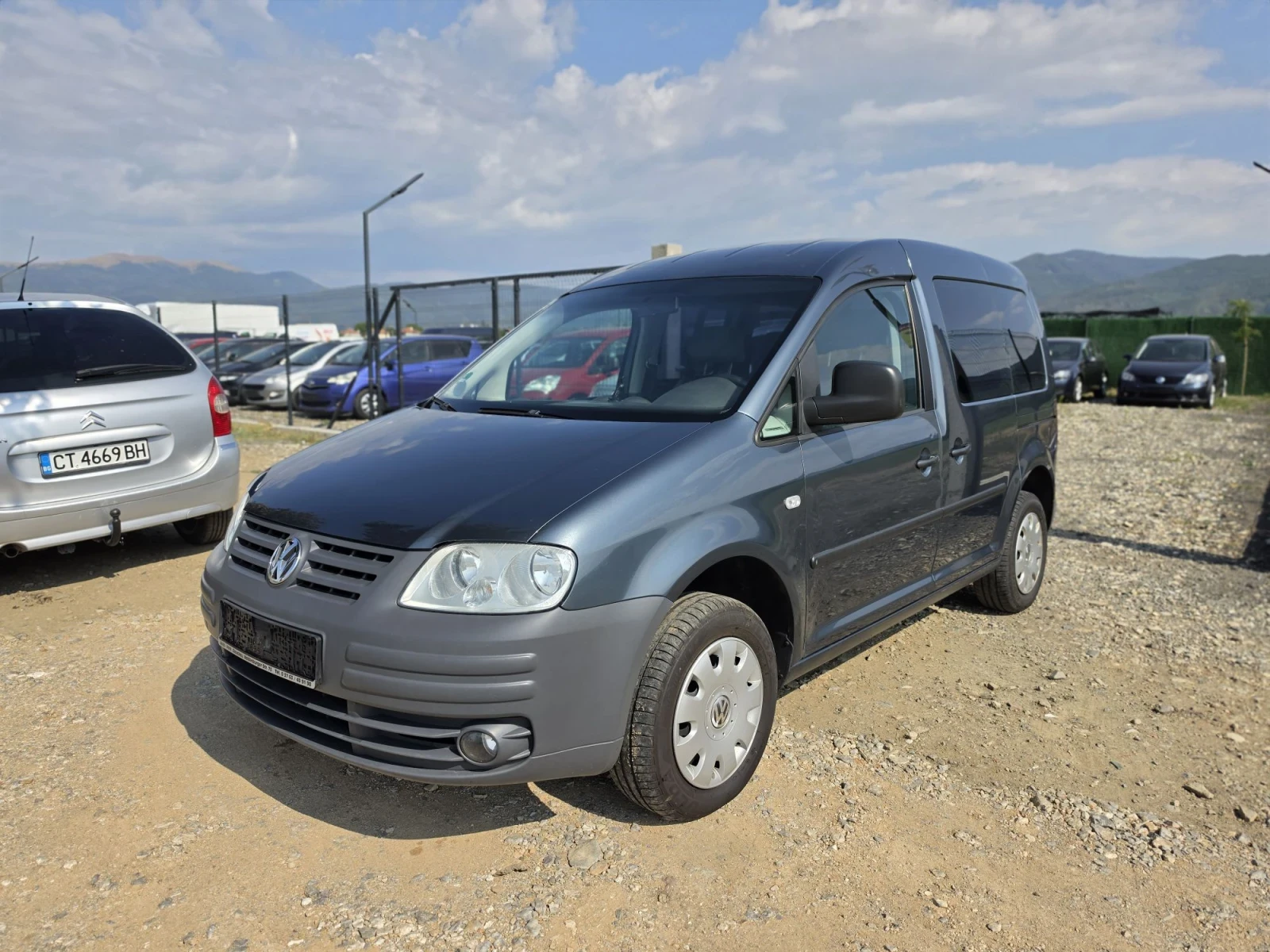 VW Caddy 1.6 102