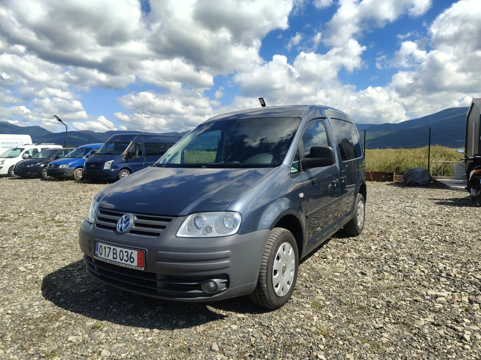 VW Caddy 1.6 102