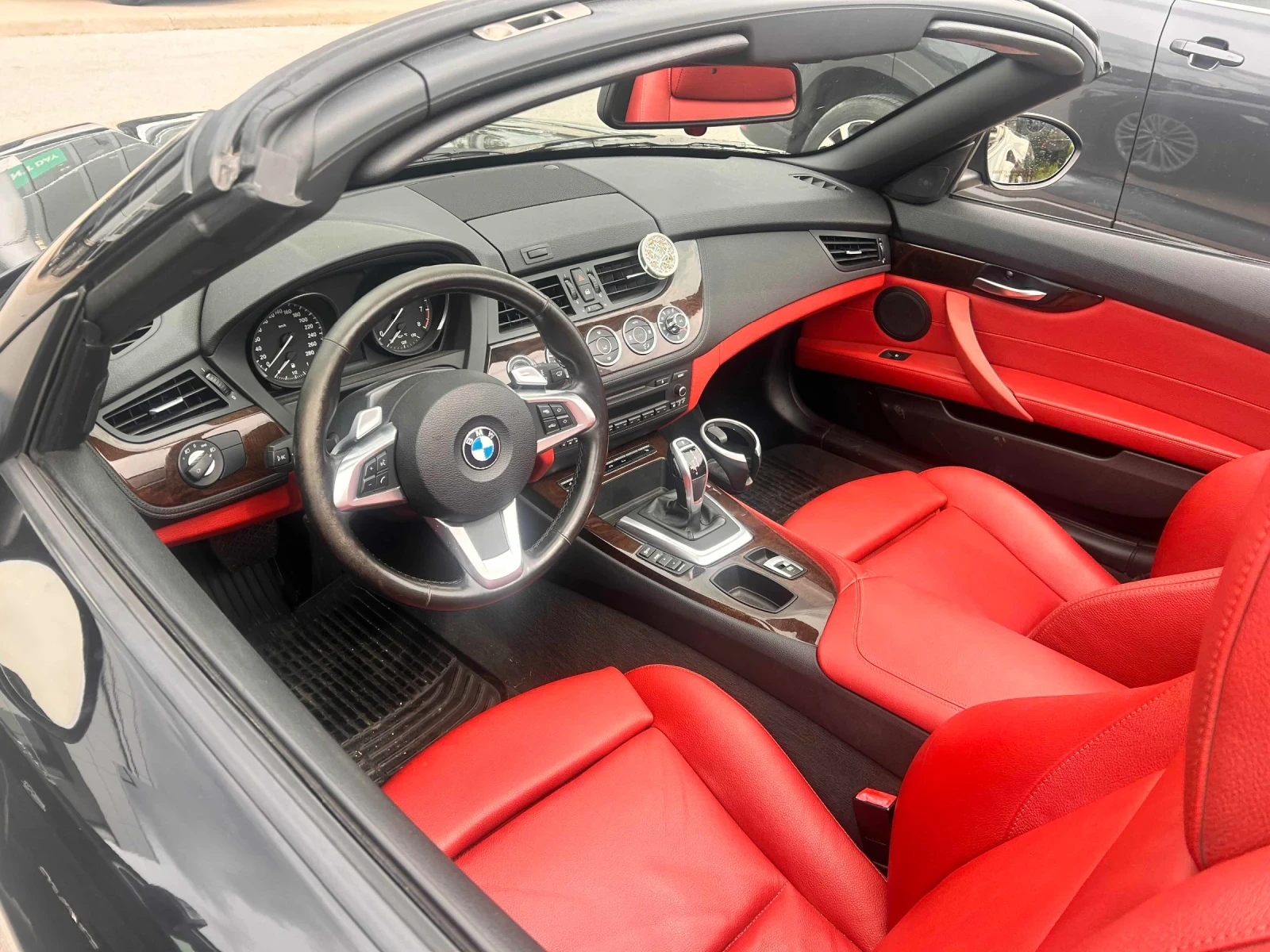 BMW Z4 sDrive35i / CARFAX, снимка 7 - Автомобили и джипове - 54952511