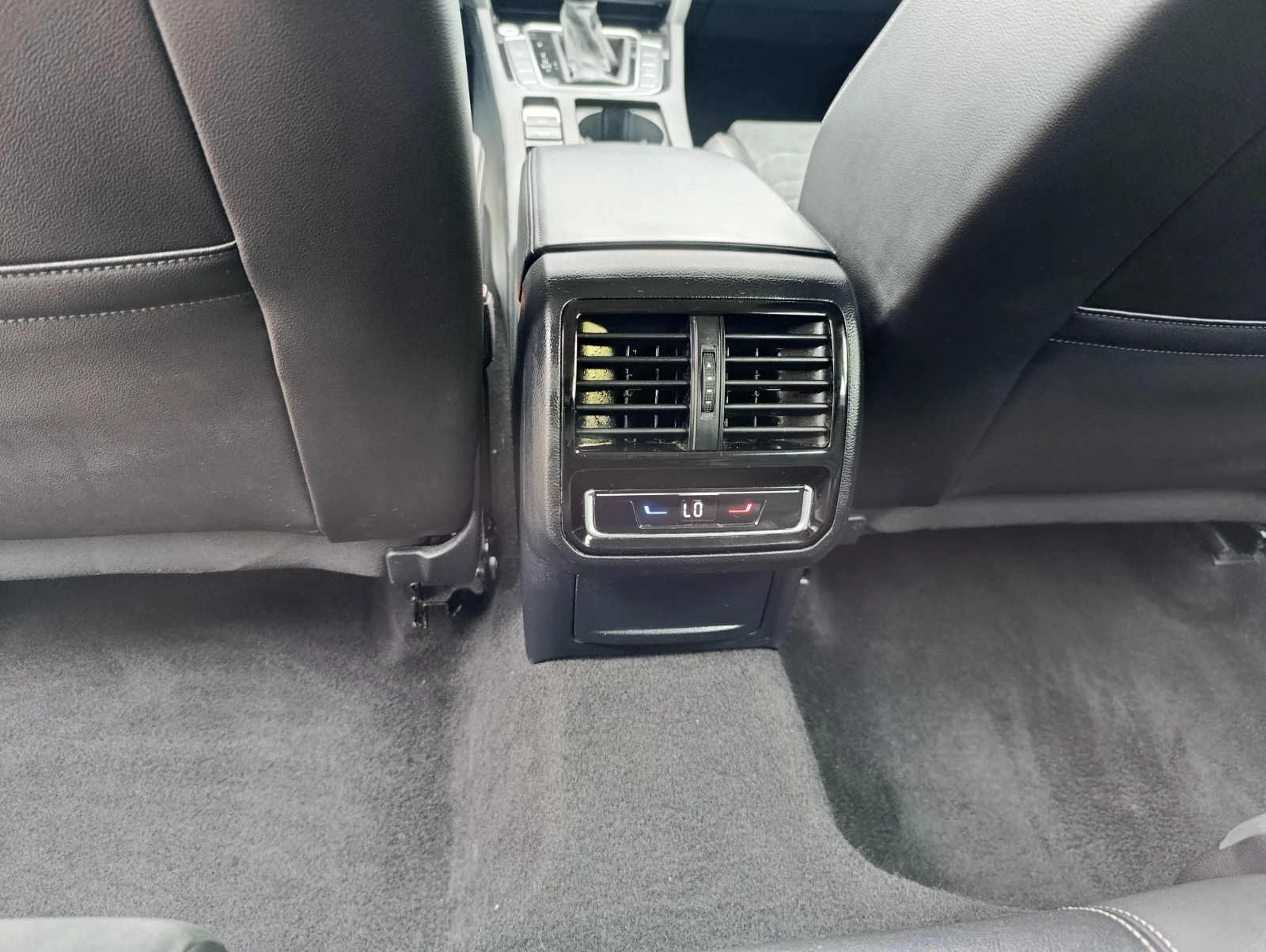 VW Passat 1.5 TSI 150hp Закупен от БГ, снимка 7 - Автомобили и джипове - 55277027