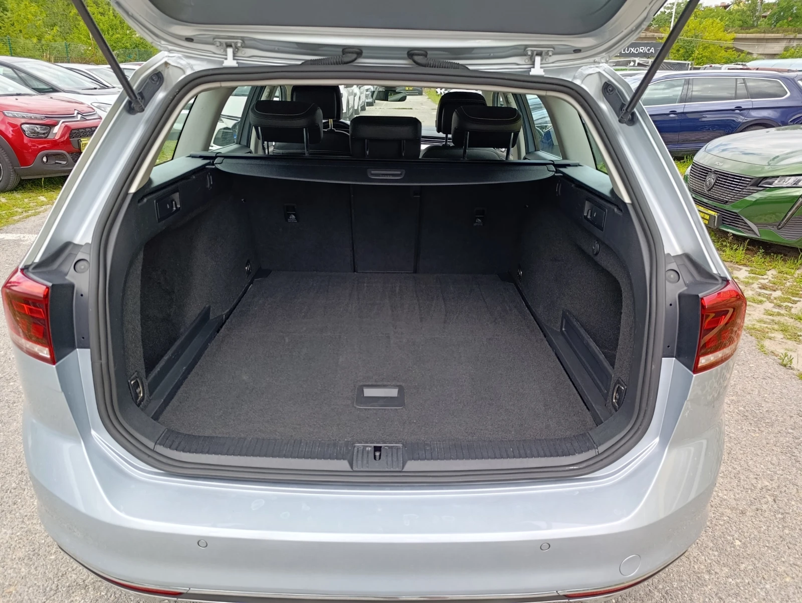 VW Passat 1.5 TSI 150hp Закупен от БГ, снимка 15 - Автомобили и джипове - 55277027