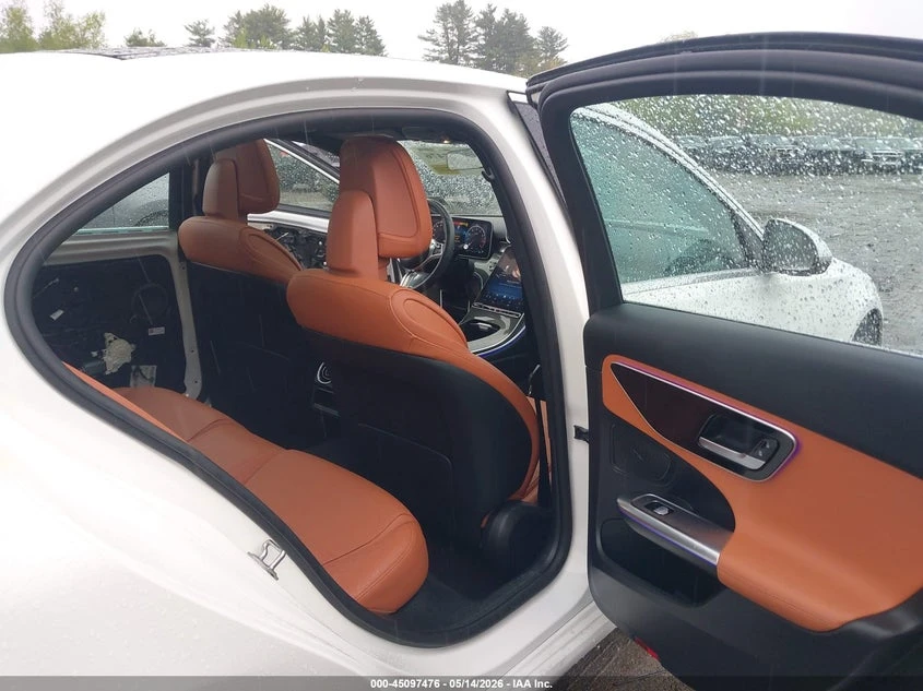 Mercedes-Benz C 300 2.0L I-4 DI, DOHC, VVT, TURBO, 255HP All Wheel | Mobile.bg � ����������� 8