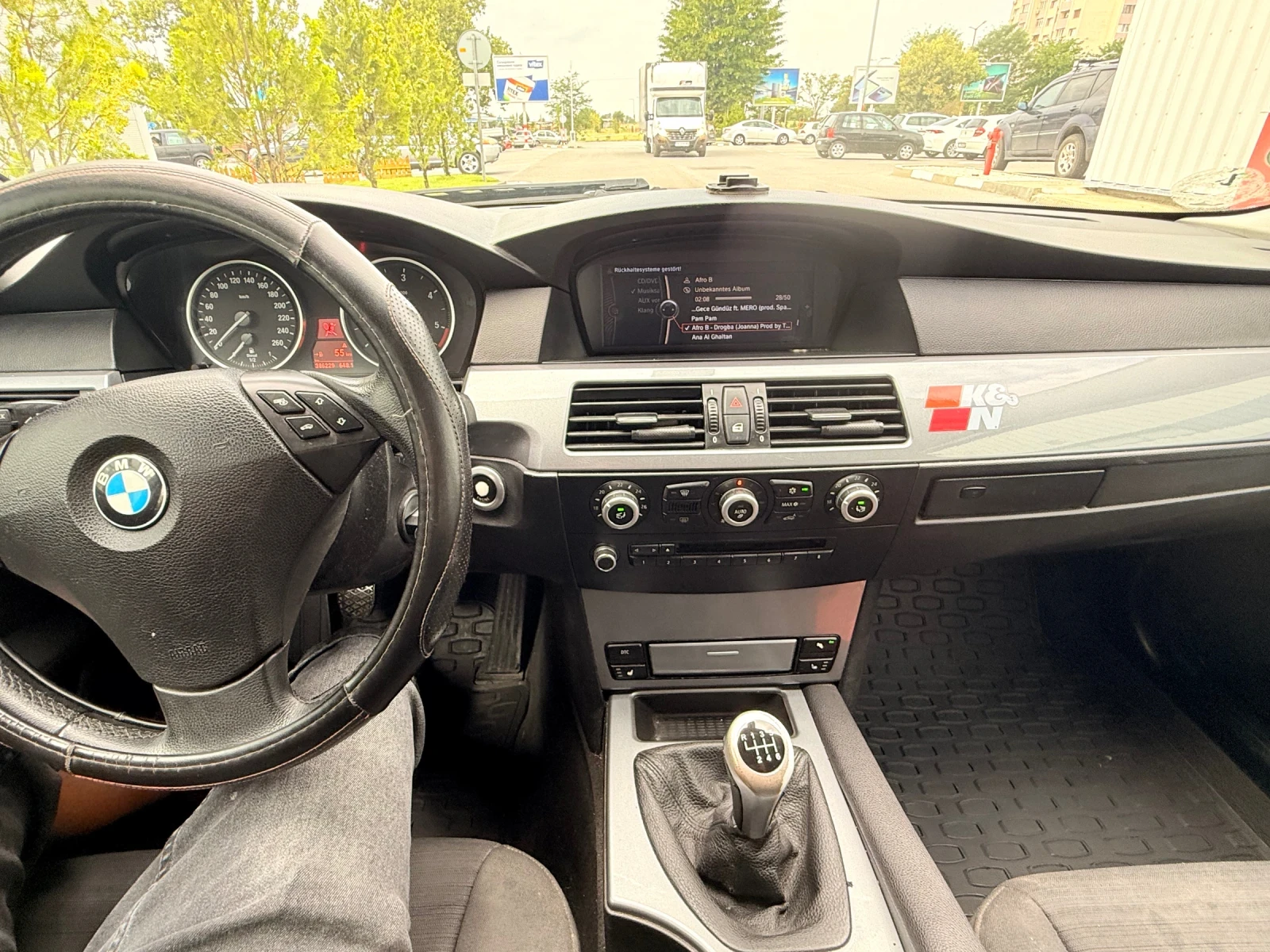 BMW 520 2.0/177ps. Face., снимка 8 - Автомобили и джипове - 55415153