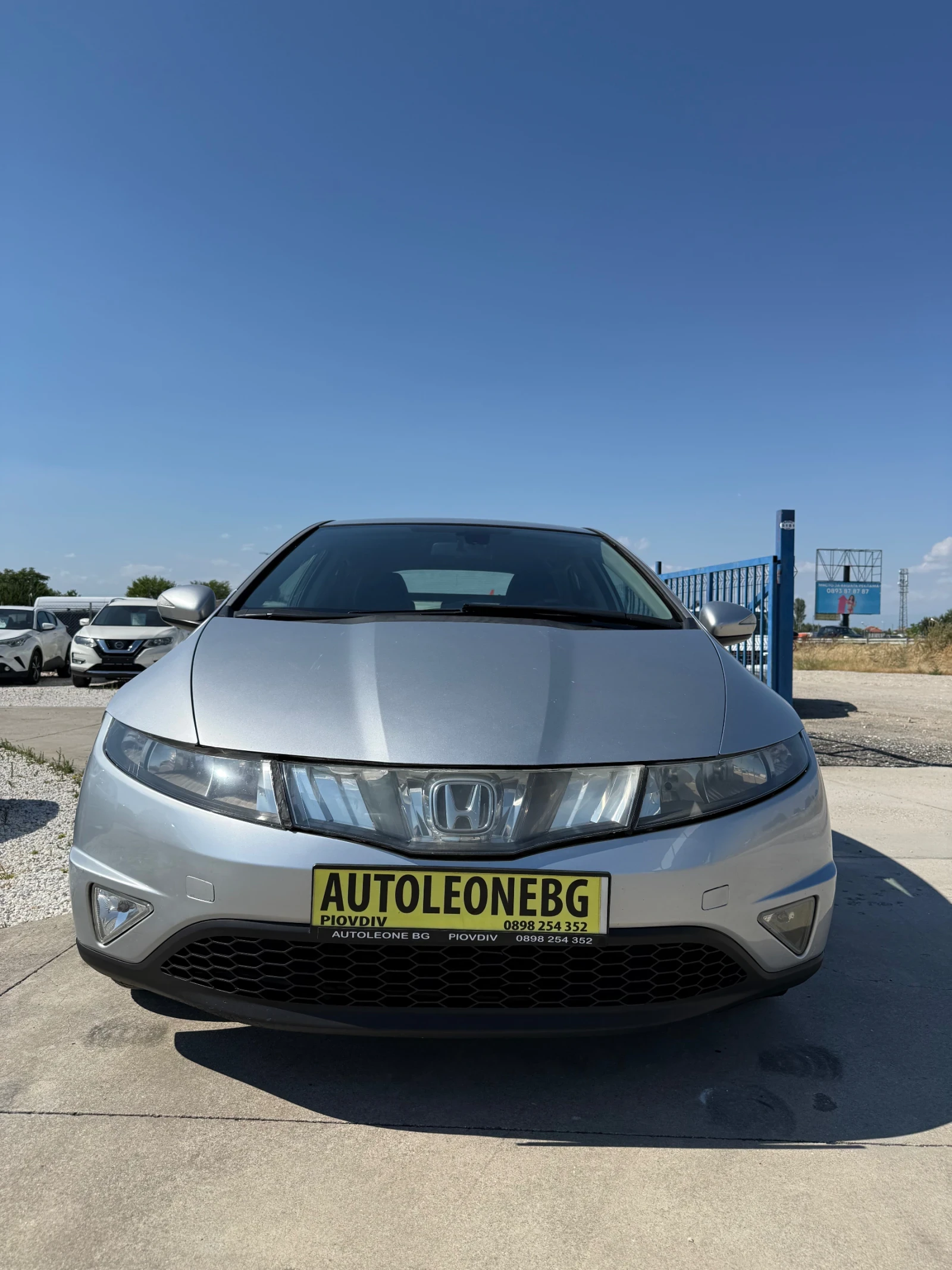 Honda Civic 1.4 V-TEC, снимка 2 - Автомобили и джипове - 55473157
