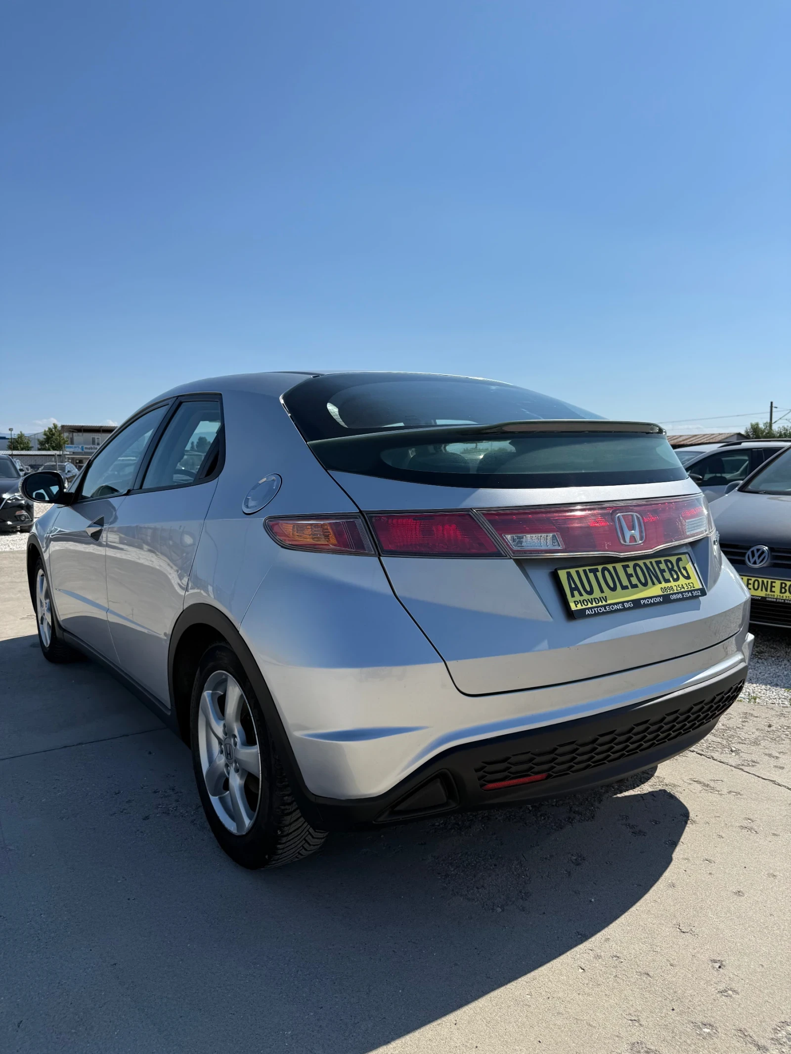 Honda Civic 1.4 V-TEC, снимка 4 - Автомобили и джипове - 55473157