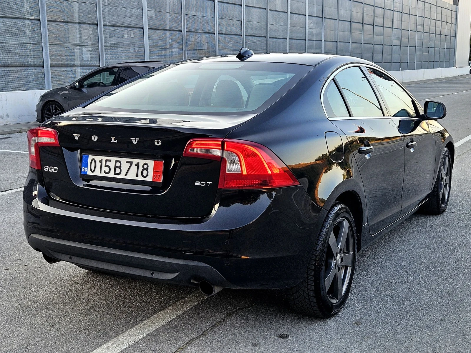 Volvo S60 2.0T Швейцария , снимка 6 - Автомобили и джипове - 55624269