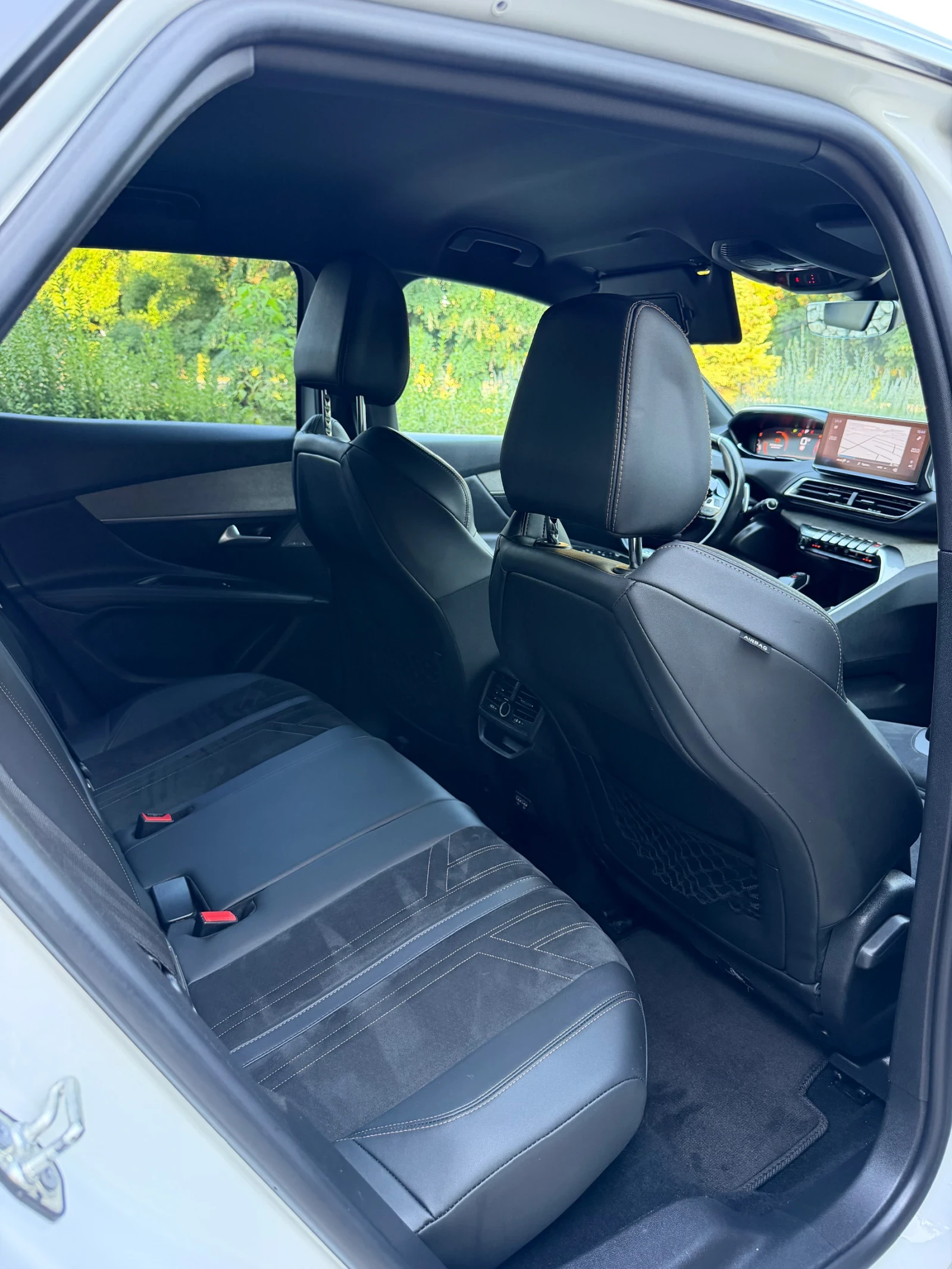 Peugeot 3008 * GT* МАСАЖ* FULL* 360* , снимка 11 - Автомобили и джипове - 55742152