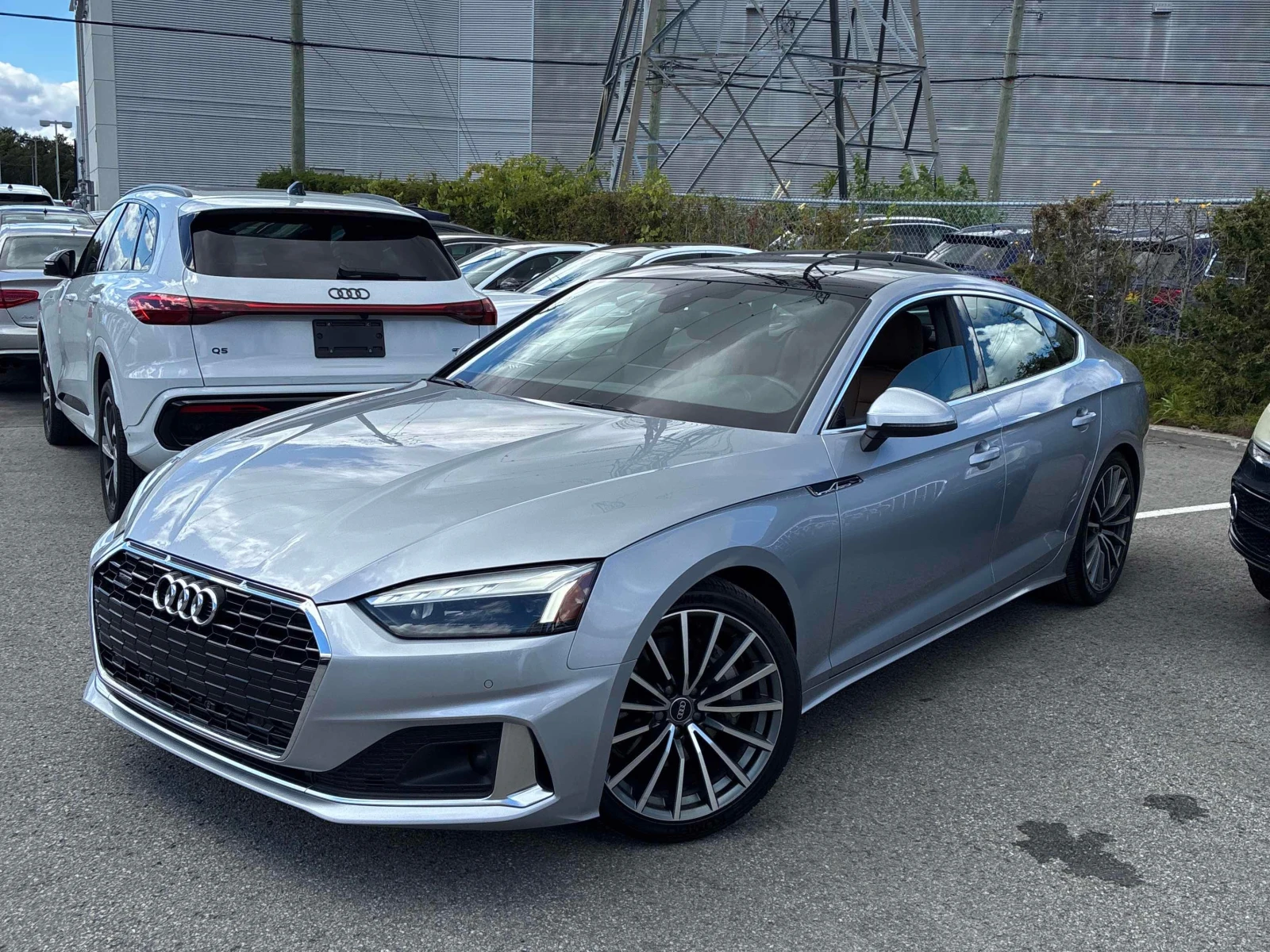 Audi A5 * Komfort * CARFAX * БЕЗ ПЪРВОНАЧАЛНА ВНОСКА, снимка 17 - Автомобили и джипове - 55970105