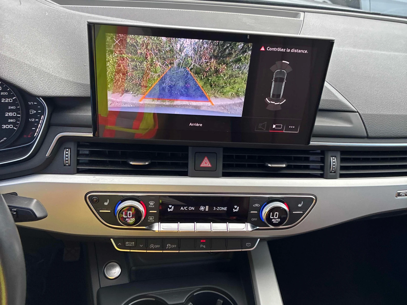 Audi A5 * Komfort * CARFAX * БЕЗ ПЪРВОНАЧАЛНА ВНОСКА, снимка 9 - Автомобили и джипове - 55970105