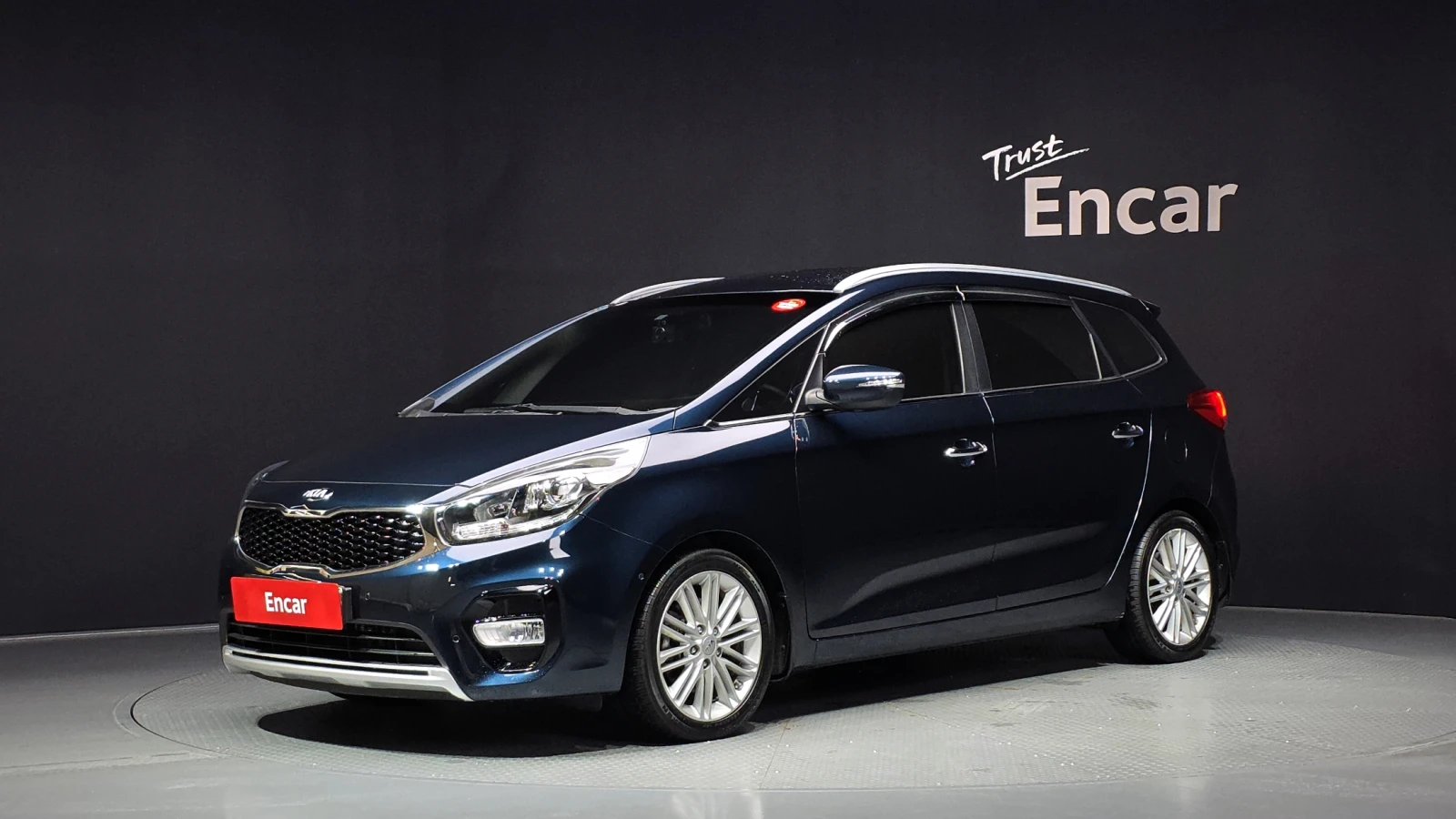 Kia Carens 2.0 LPI Prestige autogeorge.com