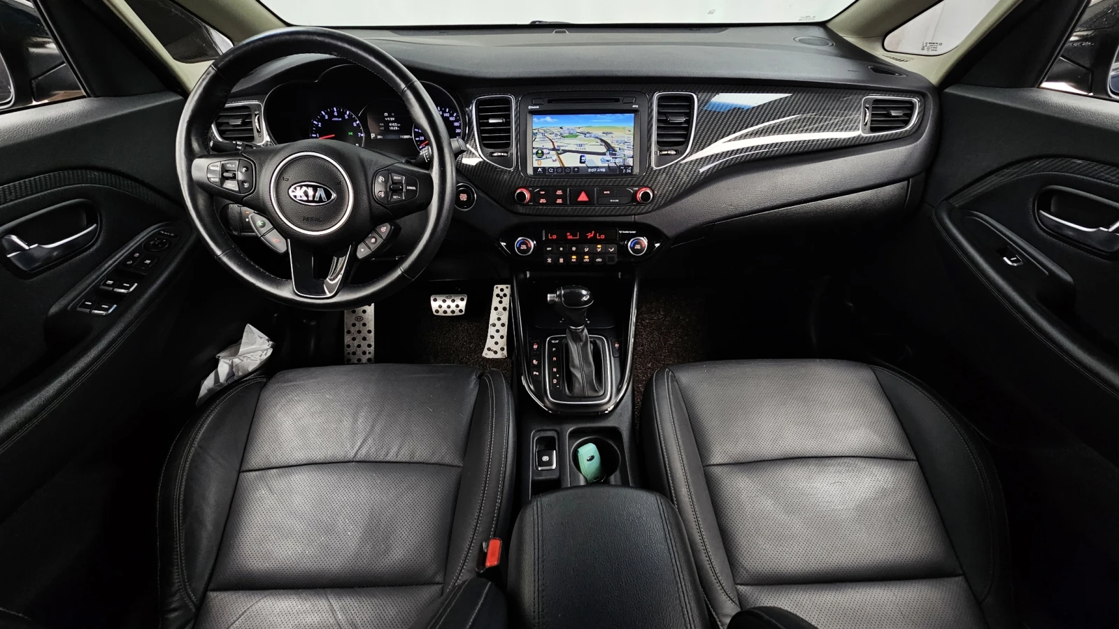 Kia Carens 2.0 LPI Prestige autogeorge.com, снимка 11 - Автомобили и джипове - 56080624