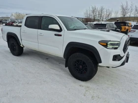 Toyota Tacoma CREW CAB SHORT BED| ПОДГРЕВИ| ШИБЕДАХ| CARFAX , снимка 4