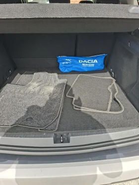 Dacia Duster 1.5 NAVI 4X4, снимка 14