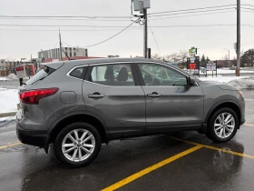 Nissan Qashqai * AWD CVT / BLIND SPOT/APPLE CARPLAY/CARFAX  - 12500 € / 24447.88 лв. - 98855153 6