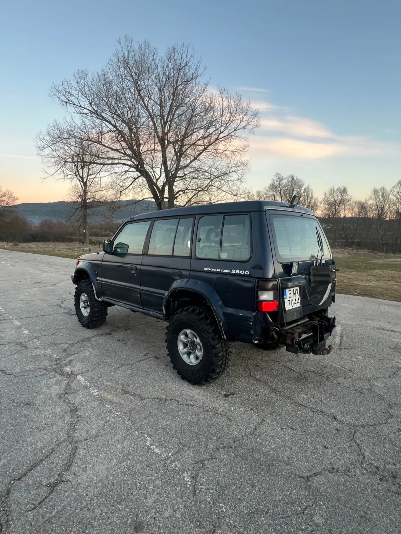 Mitsubishi Pajero 2.8 дълга база , снимка 5 - Автомобили и джипове - 48500153