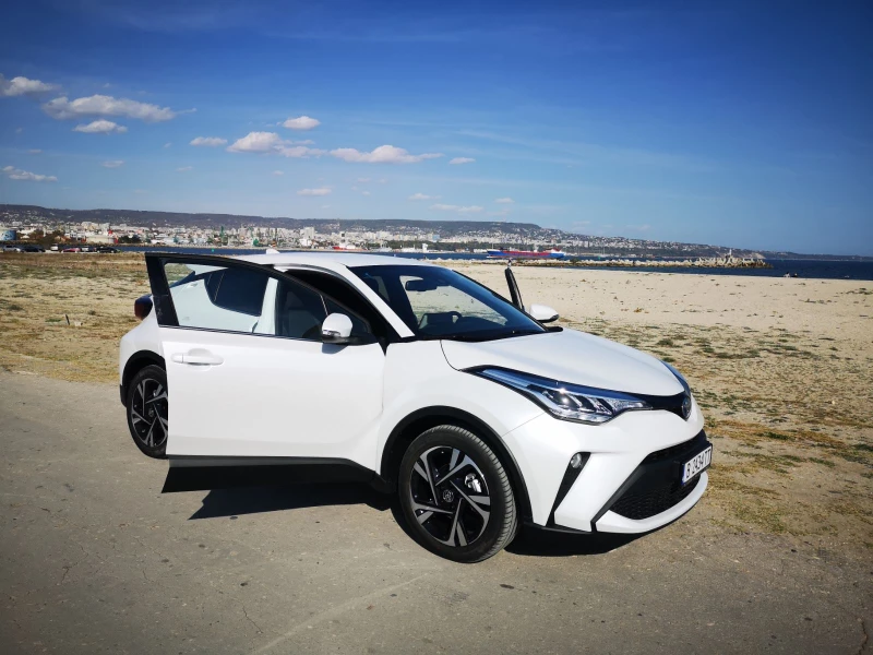 Toyota C-HR 2.0 HYB E-CVT Club, снимка 6 - Автомобили и джипове - 49109774