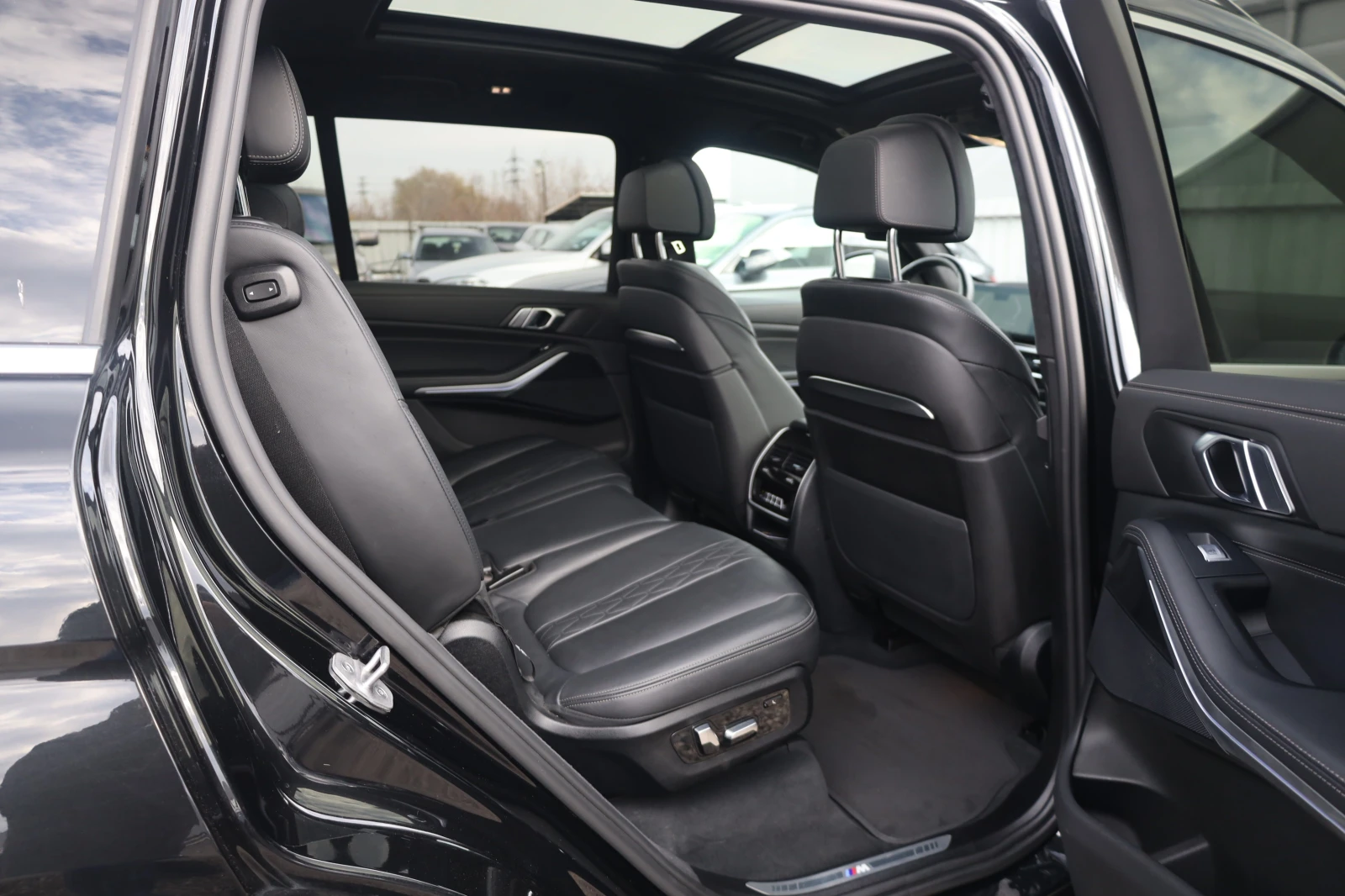 BMW X7 xDrive40d M Sport 23'' #Individual 360 HuD | Mobile.bg   14