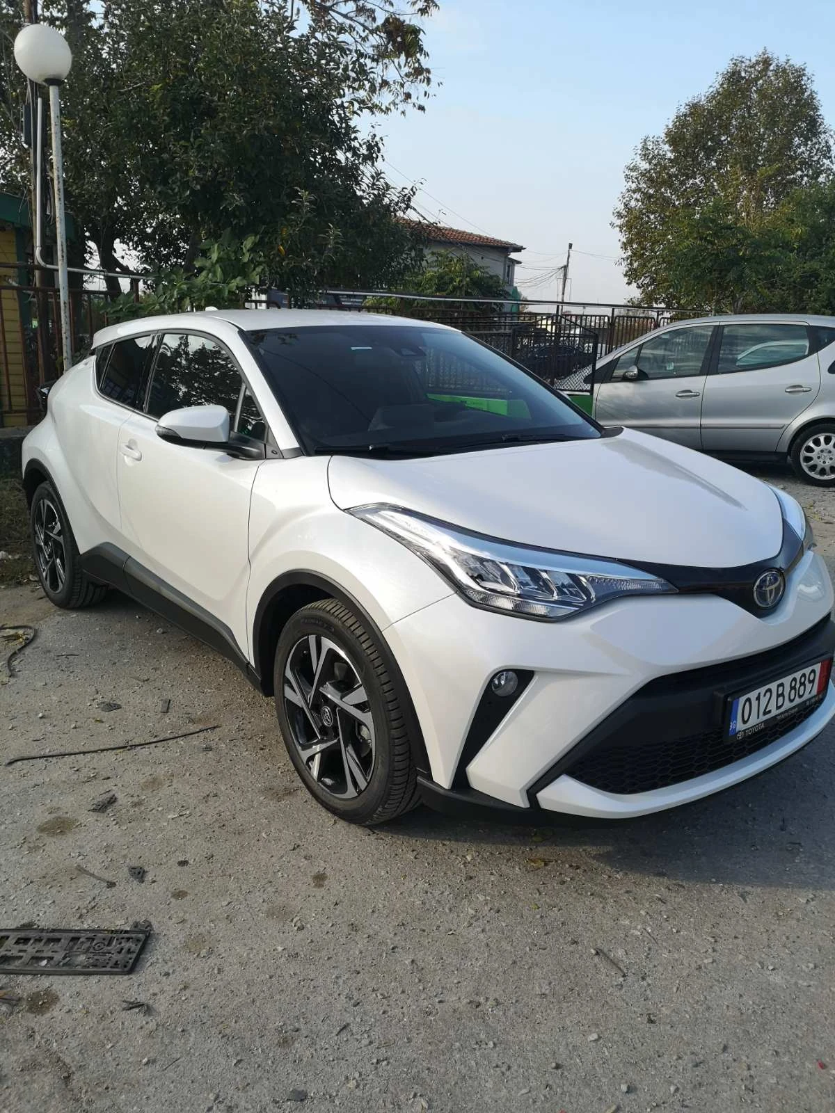 Toyota C-HR 2.0 HYB E-CVT Club - изображение 3