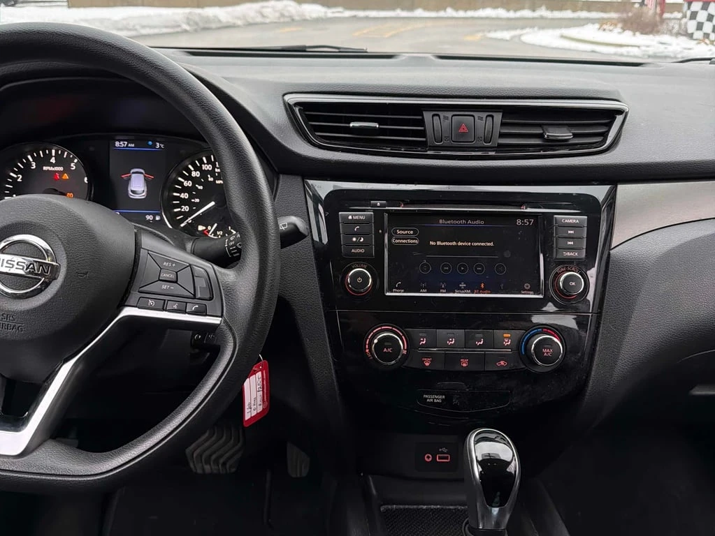 Nissan Qashqai * AWD CVT / BLIND SPOT/APPLE CARPLAY/CARFAX  - изображение 10